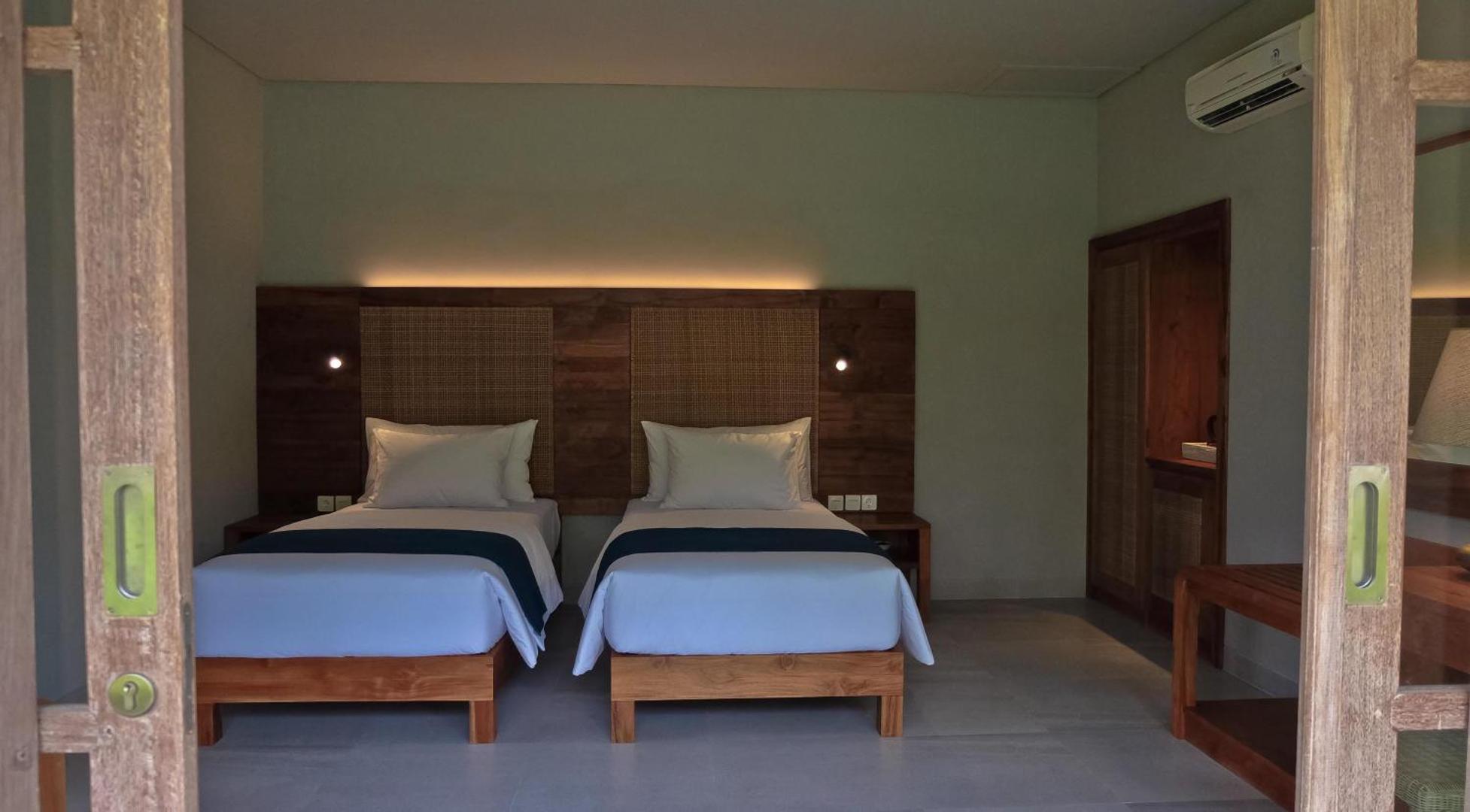 Umadewi Surf & Suites