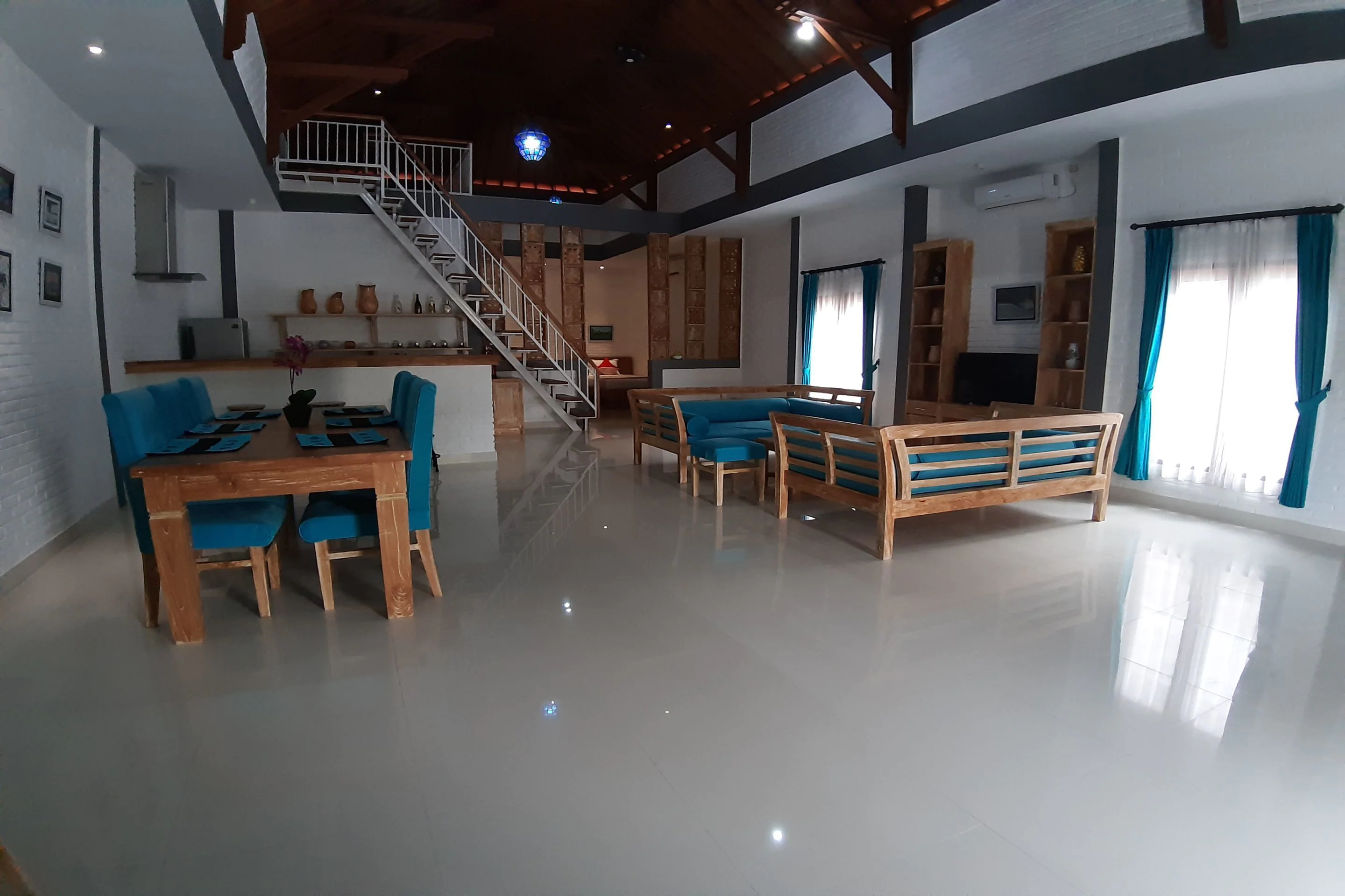 Villa Sari by OYO Rooms