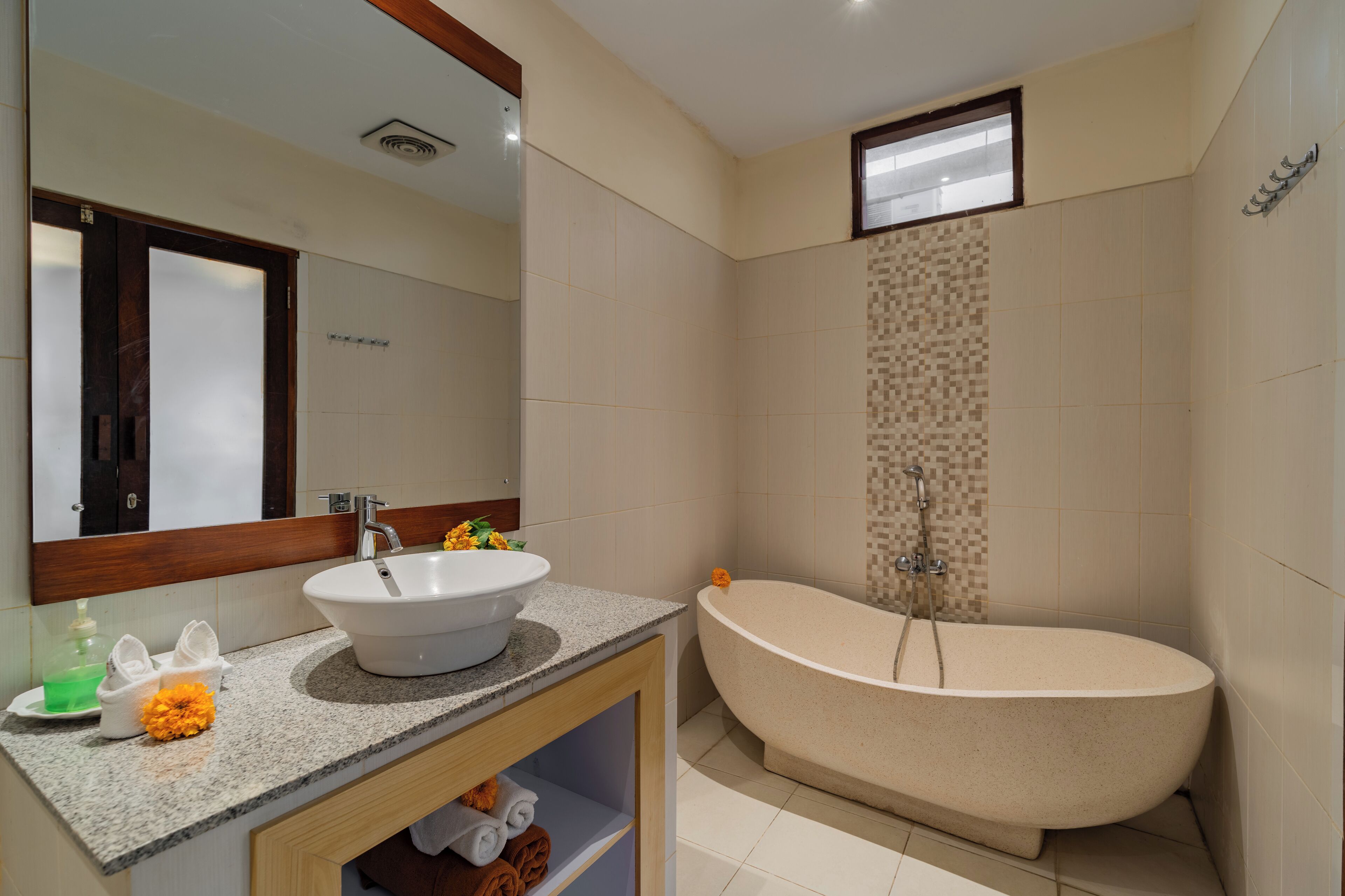Desak Putu Putra Hidden Homestay