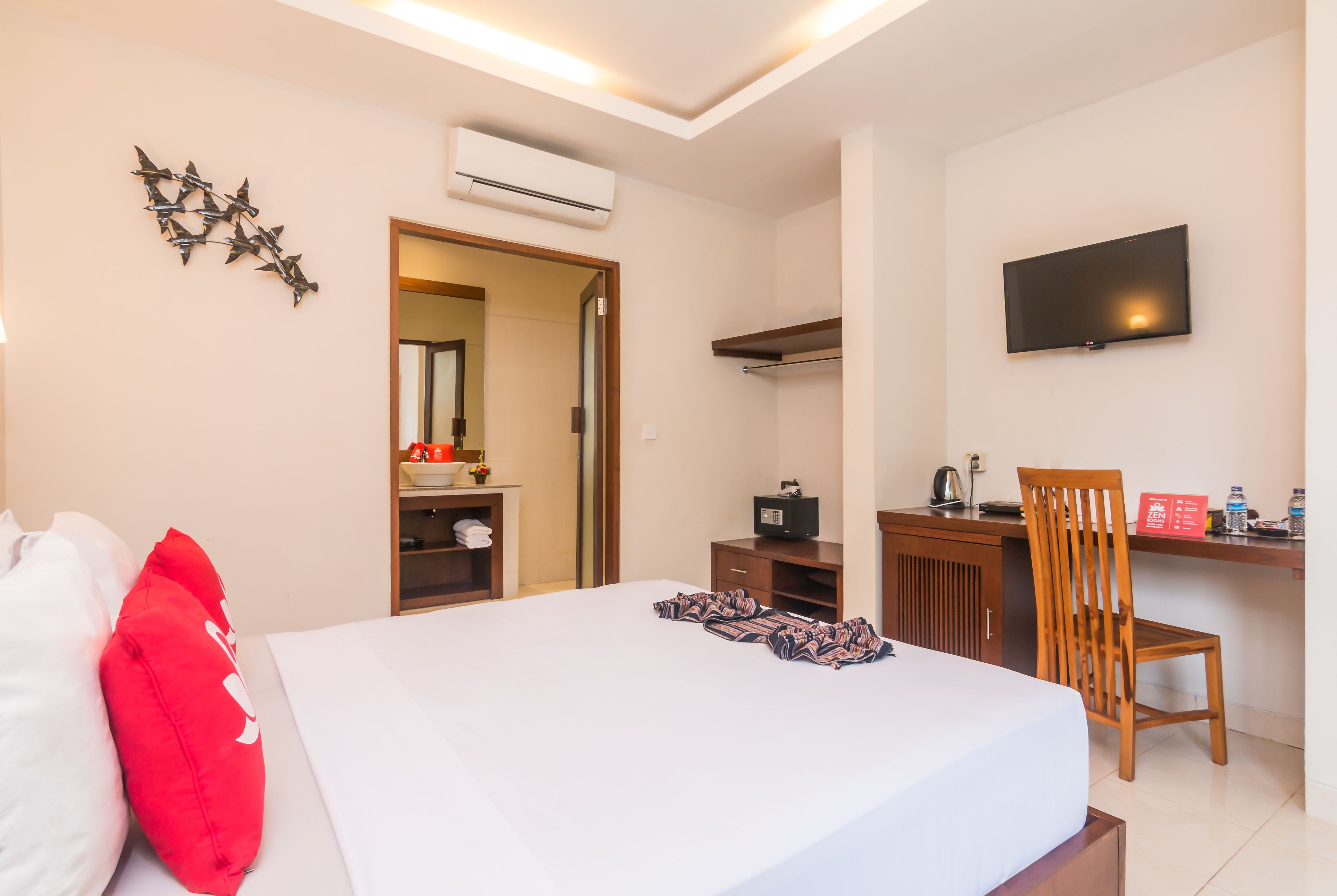 Desak Putu Putra Hidden Homestay by ZEN Rooms
