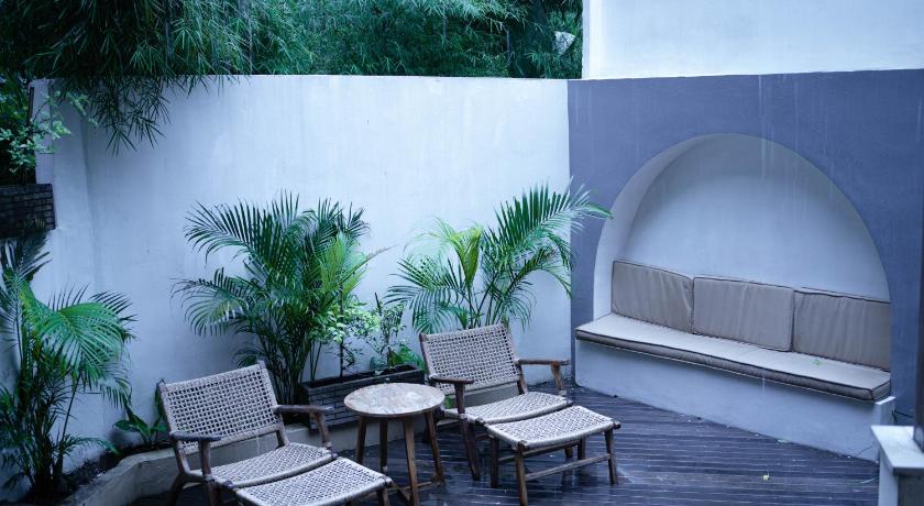 Jungle Haven Resort Central