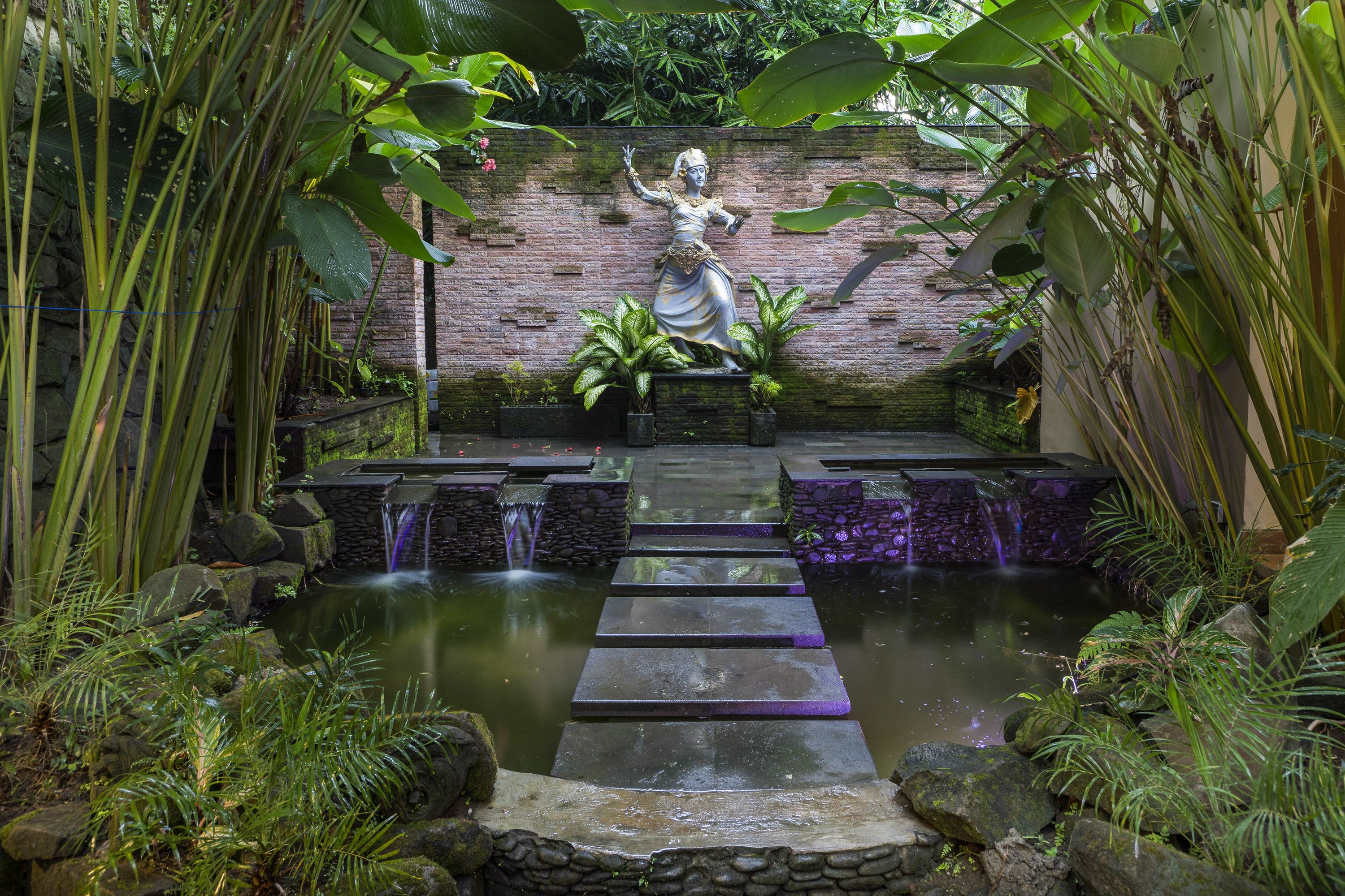 Jungle Haven Resort Central