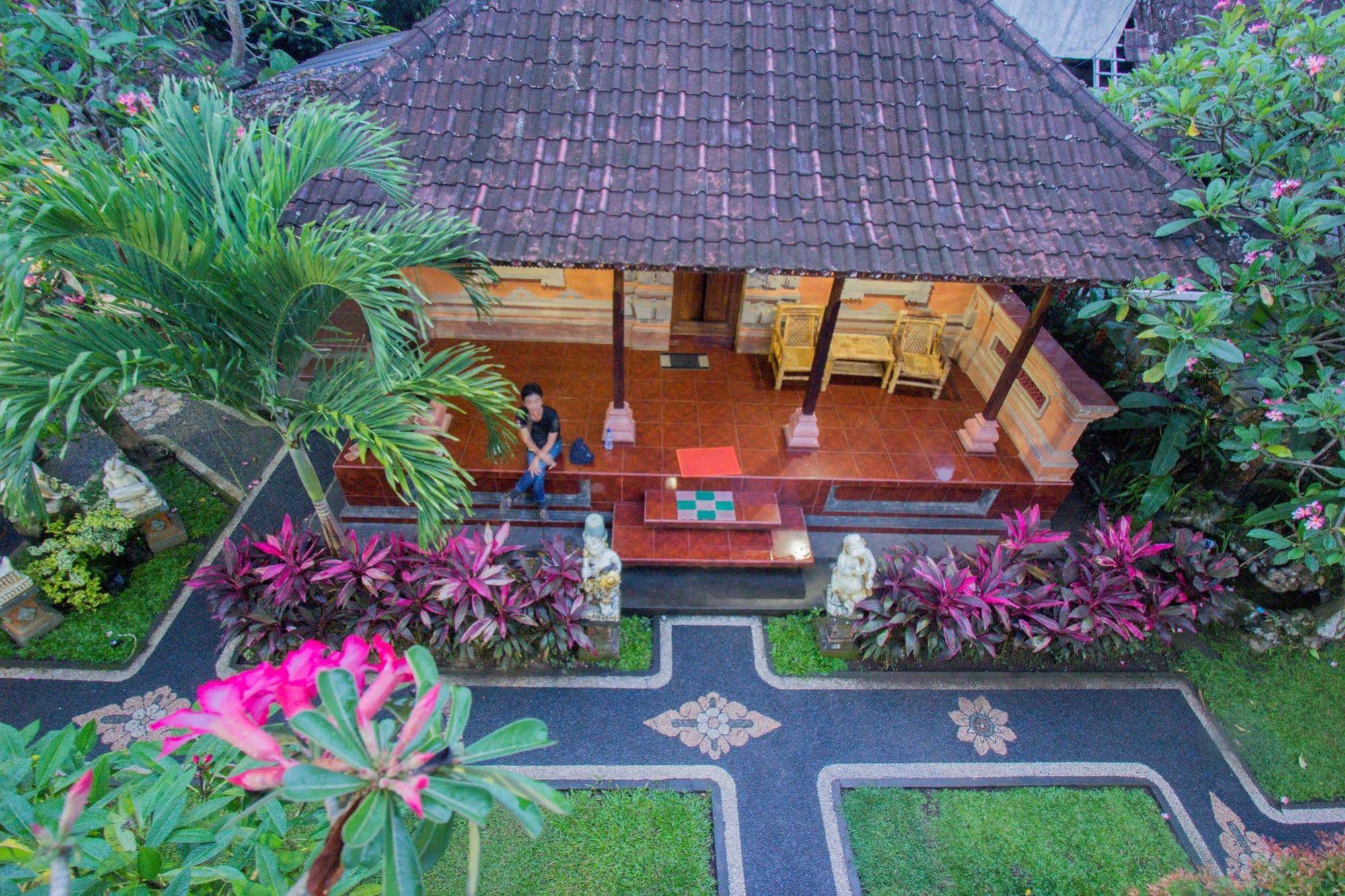 Yuliati House