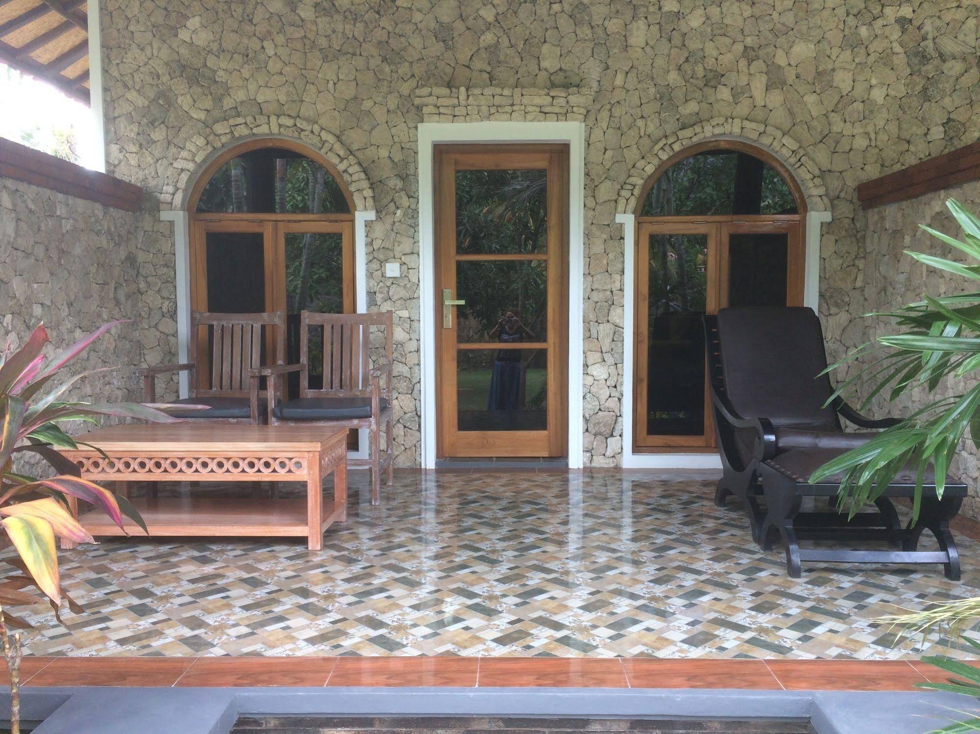 Man's Cottages & Spa