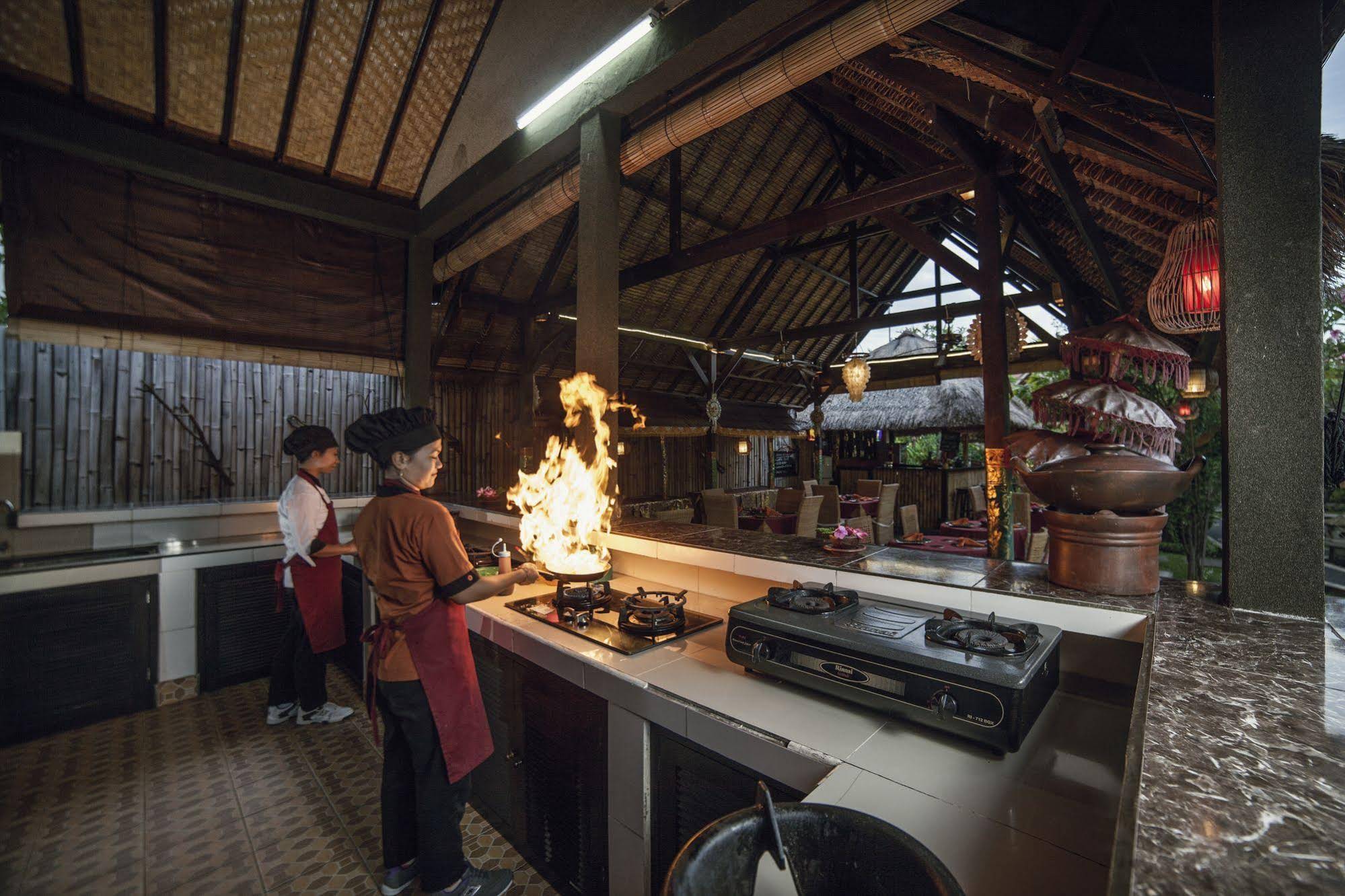 Man's Cottages & Spa