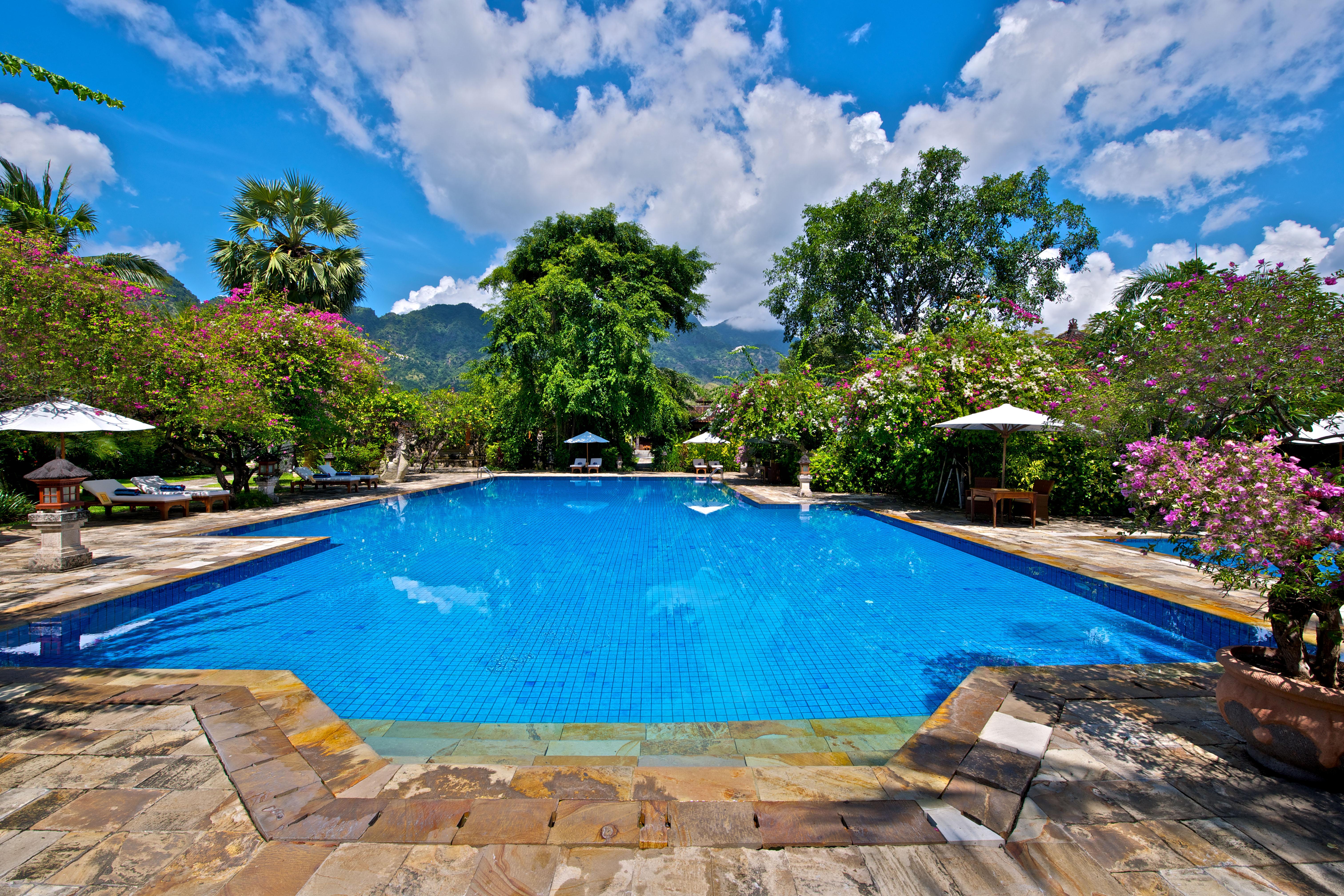Matahari Beach Resort & Spa