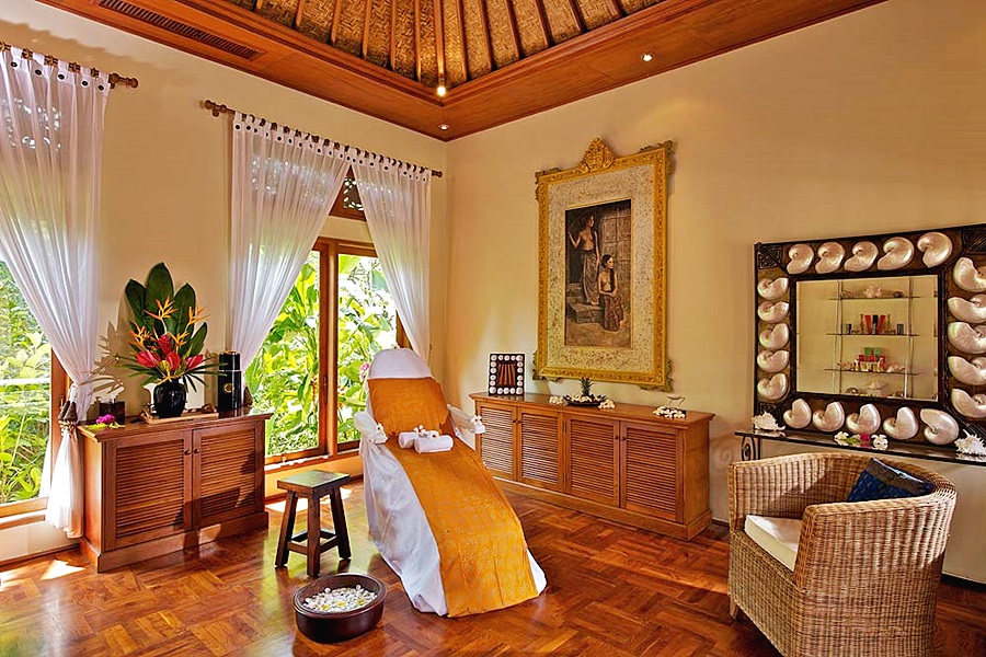 Matahari Beach Resort & Spa