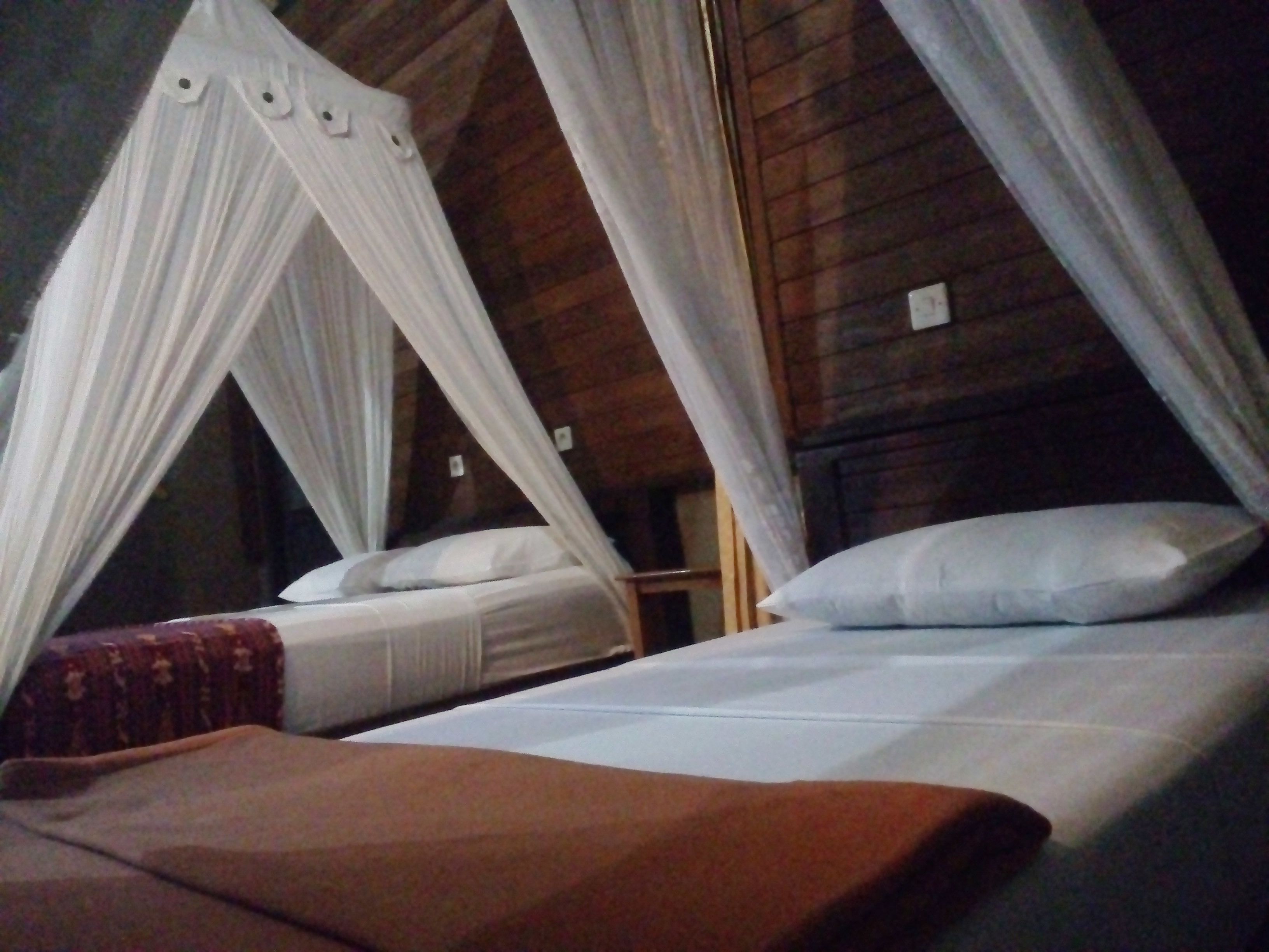 Suka Sari Cottages