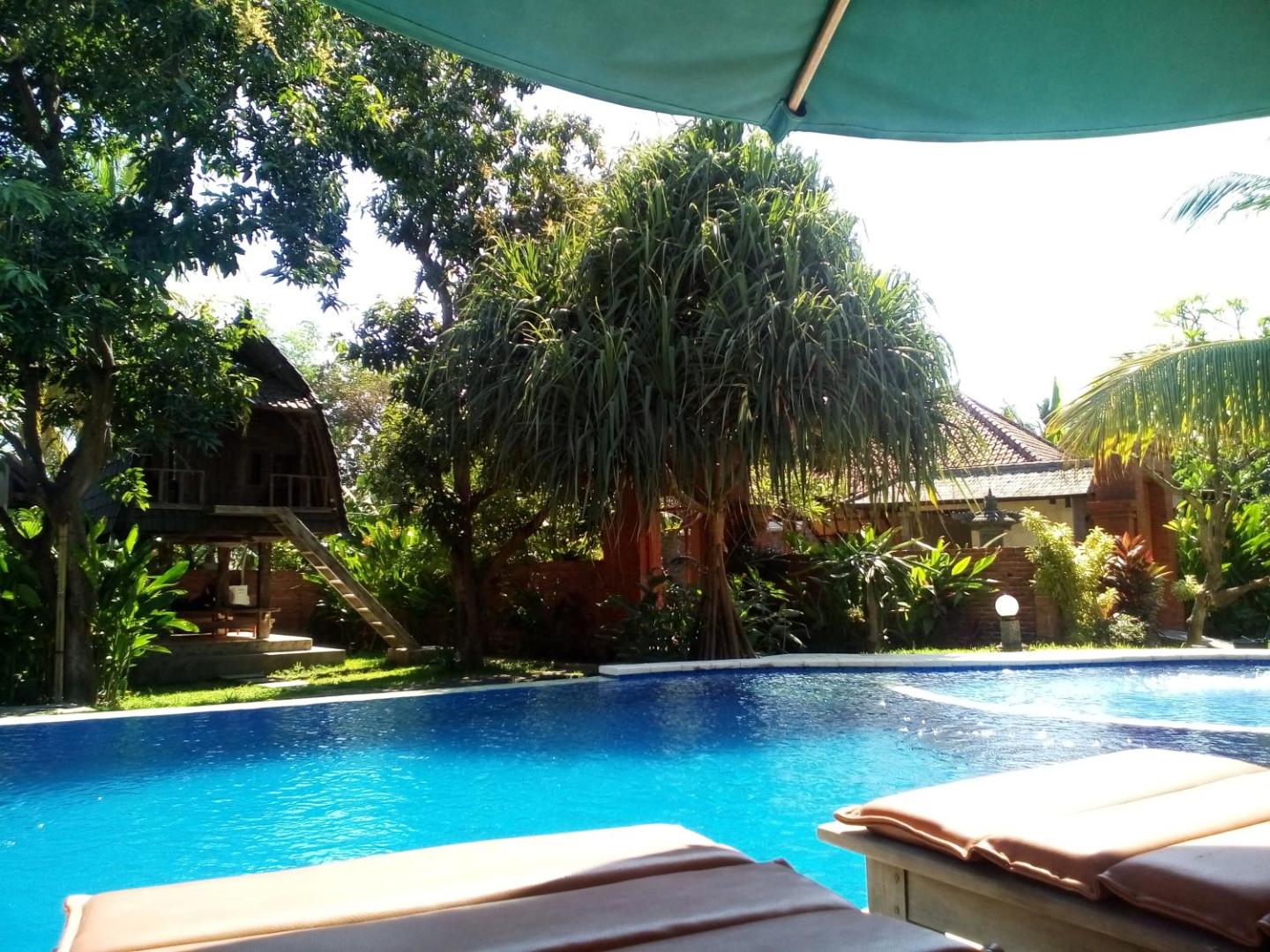Suka Sari Cottages
