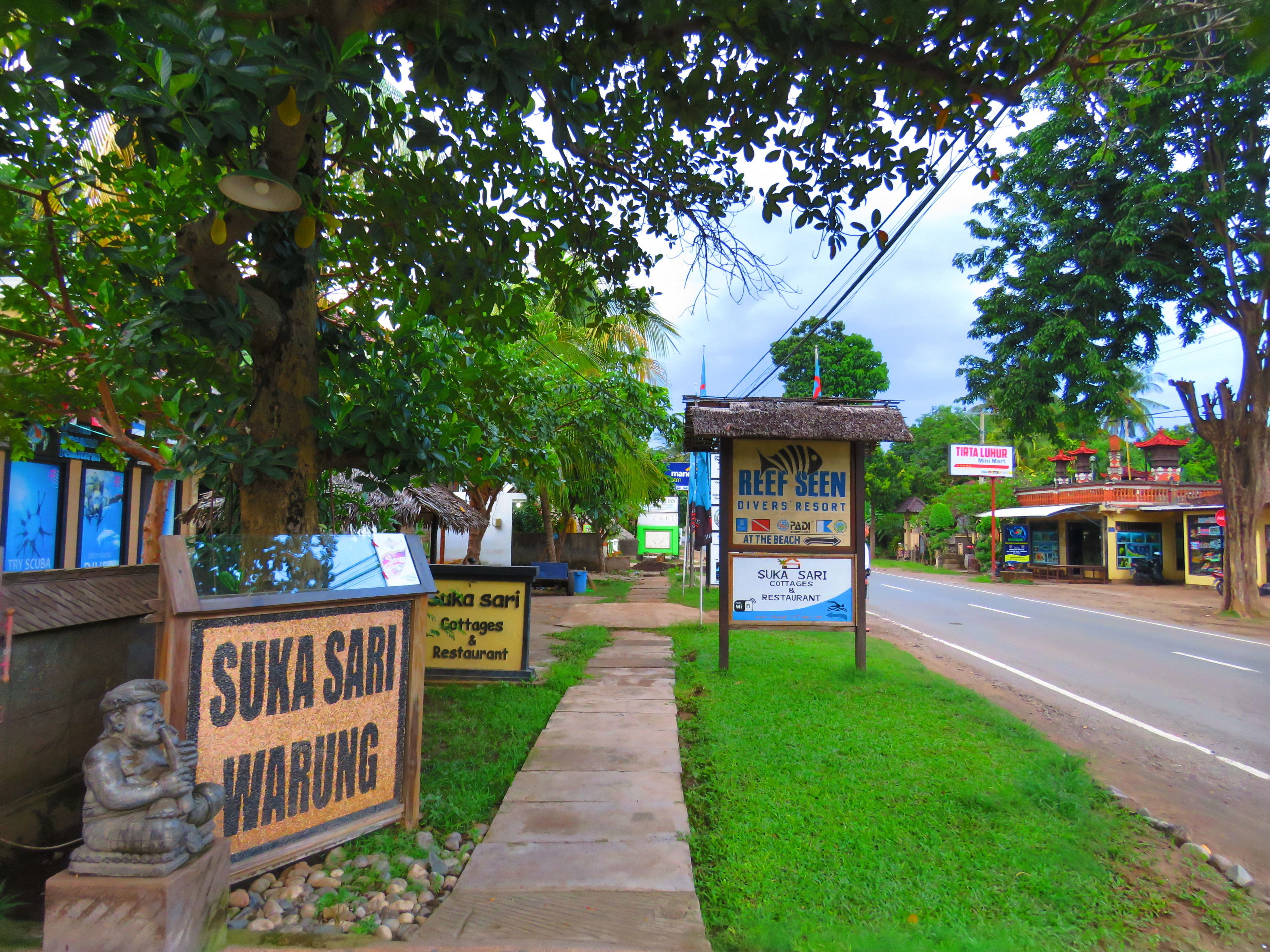Suka Sari Cottages