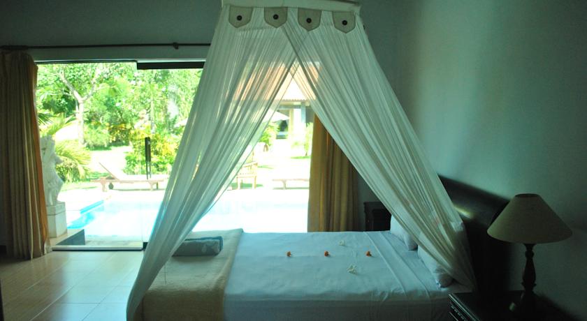 Taman Selini Wahana Beach Resort