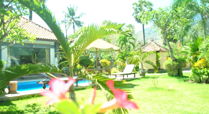 Taman Selini Wahana Beach Resort