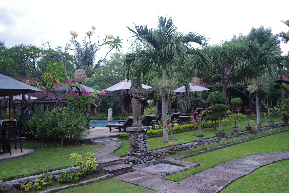 Tirta Sari Bungalows