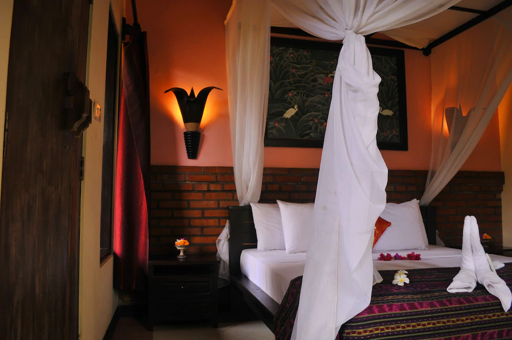 Tirta Sari Bungalows