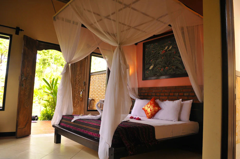 Tirta Sari Bungalows