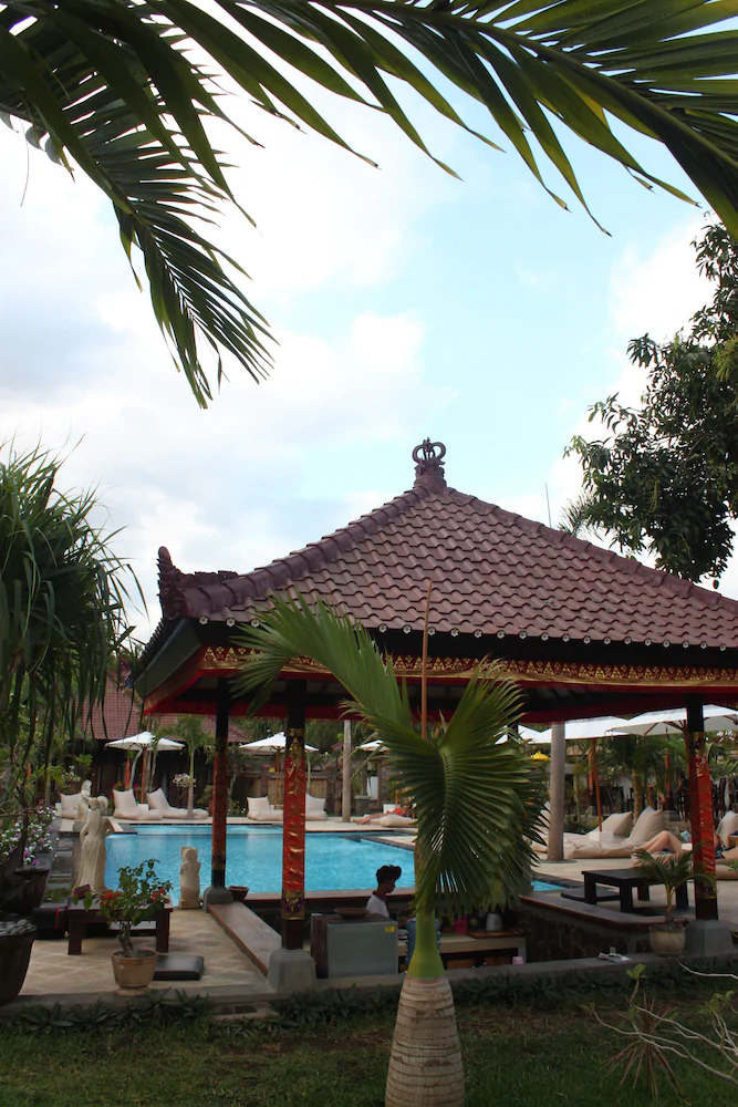 Tirta Sari Bungalows