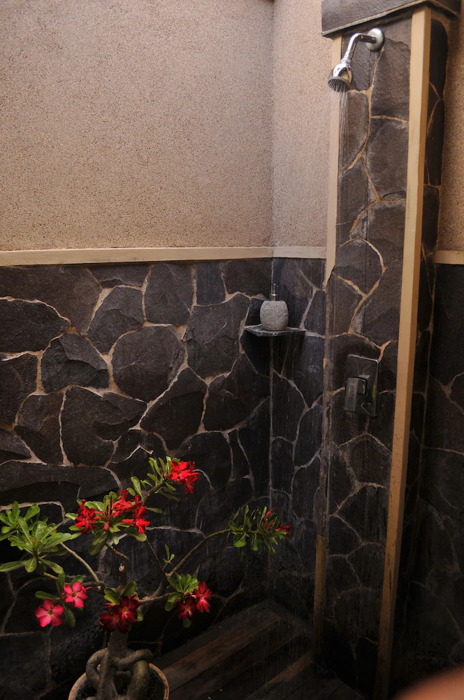 Tirta Sari Bungalows