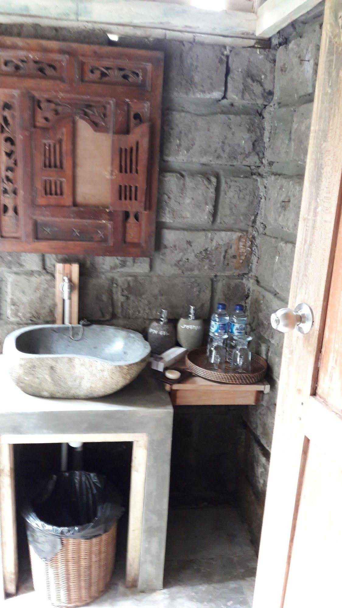 Tepi Sawah Lodge