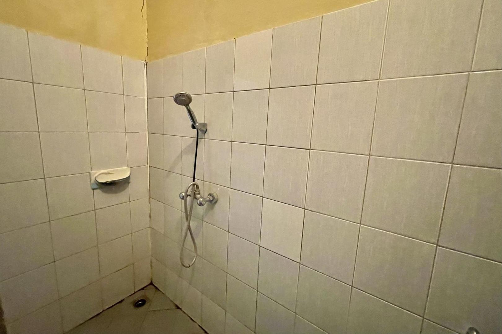 Mongan Homestay Beside The Belulang Hot Spring