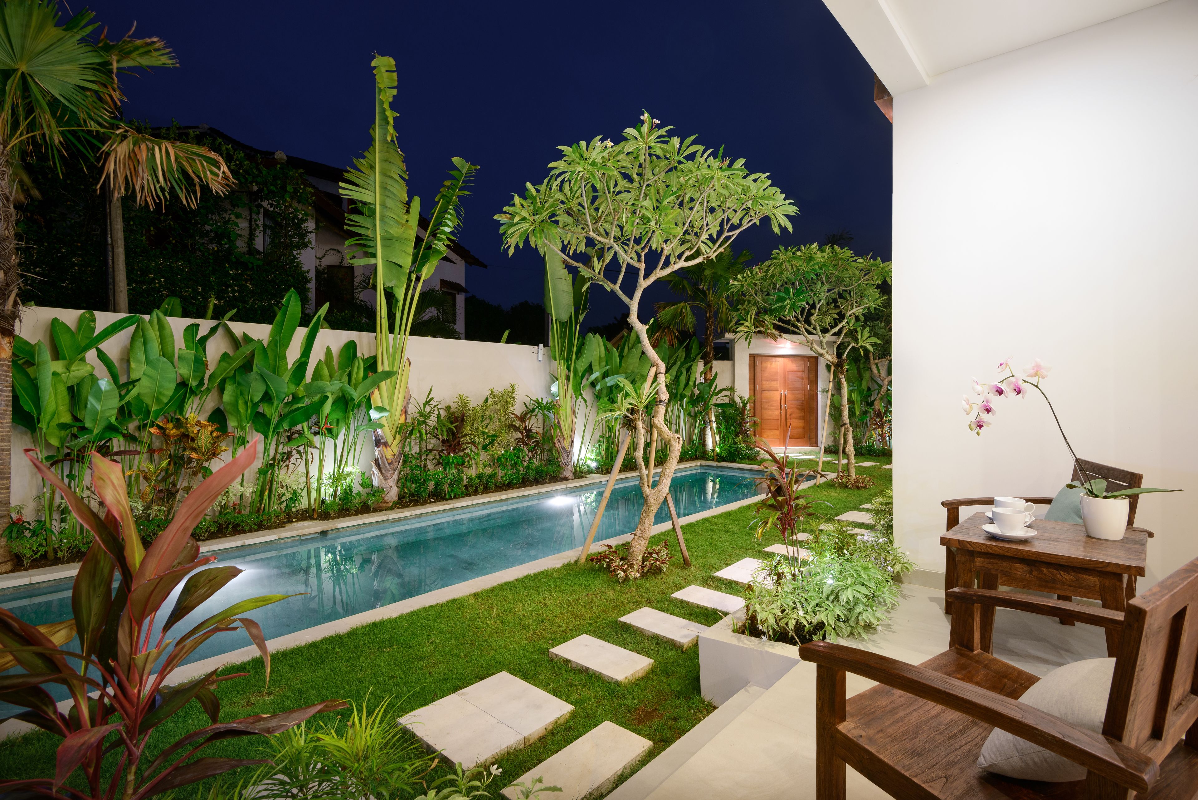 Echo Beach Villa & Apartment