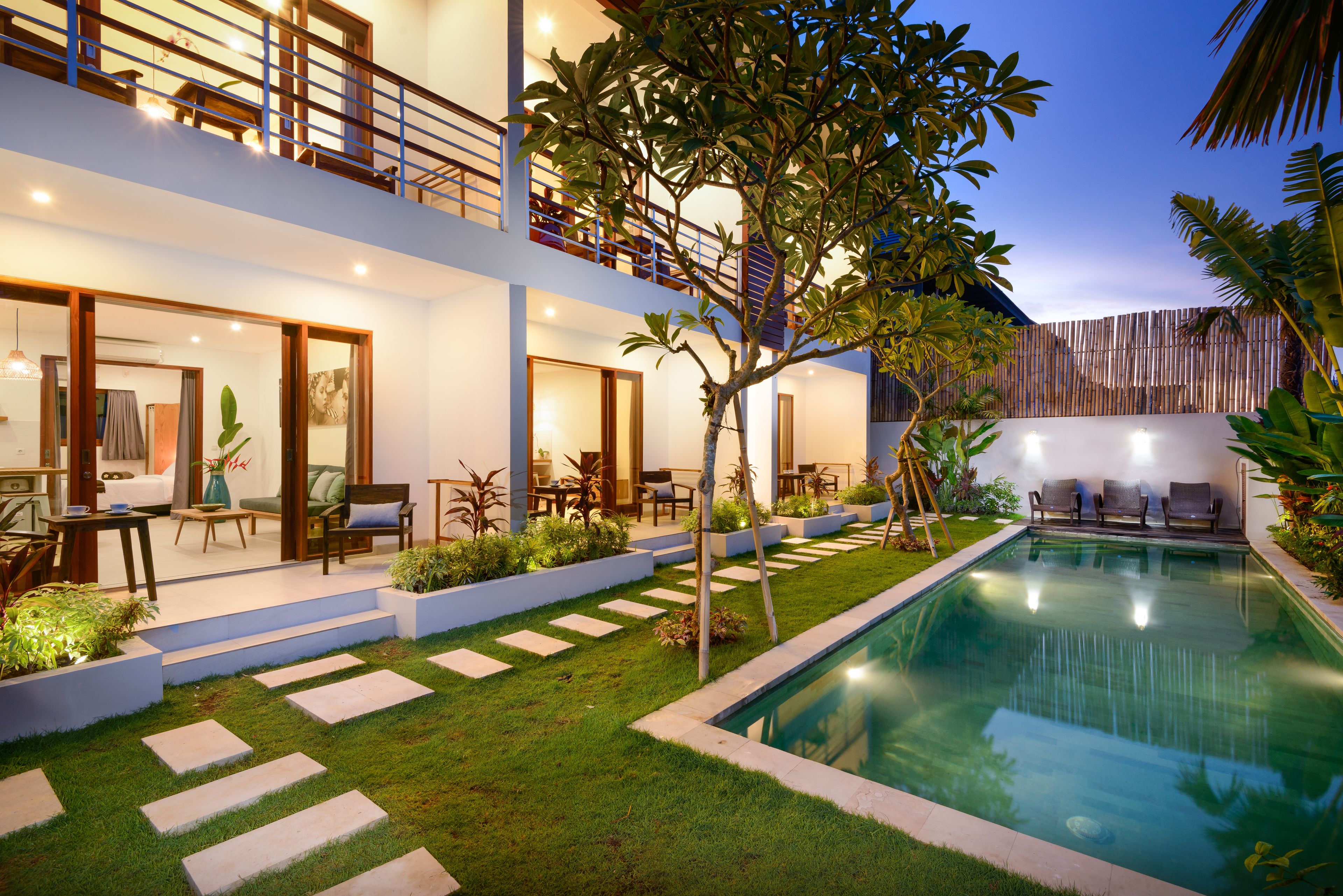 Echo Beach Villa & Apartment