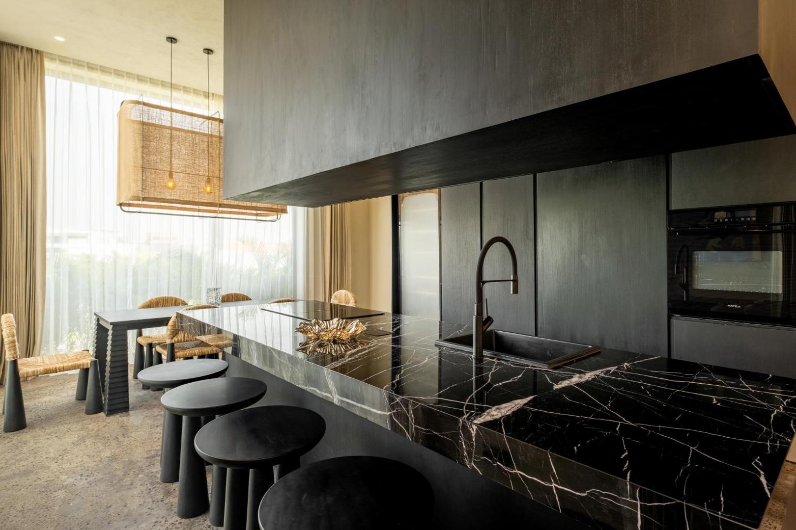 Five Stories Villa by Suom