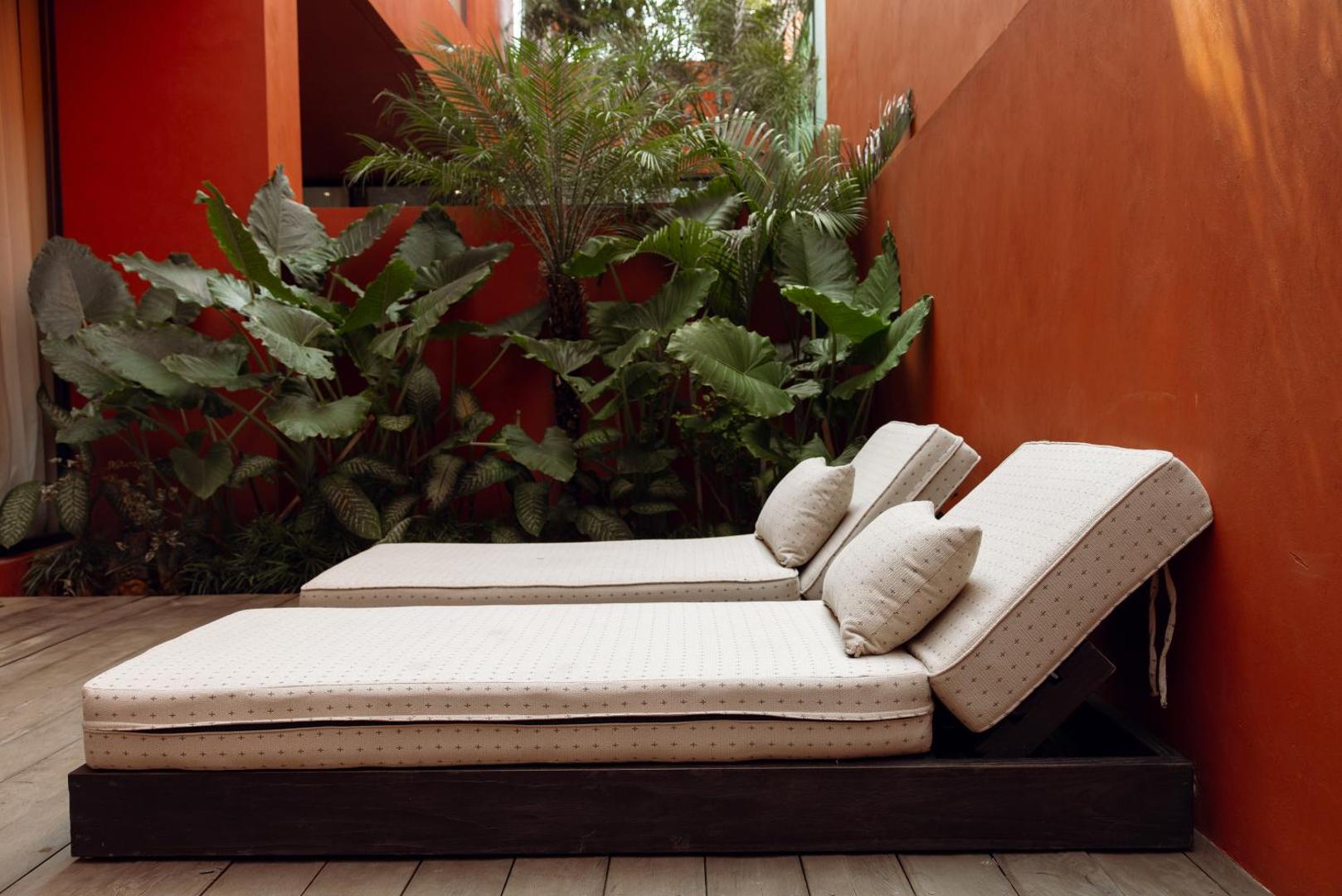 Five Stories Villa by Suom