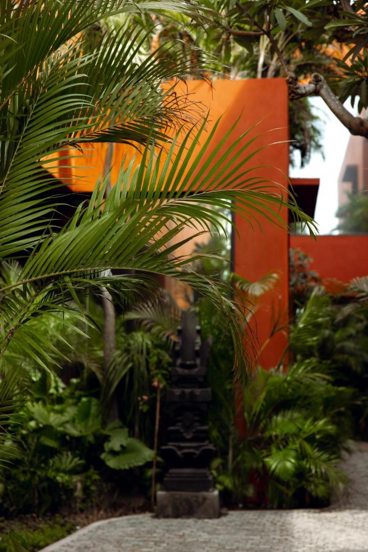 Five Stories Villa by Suom