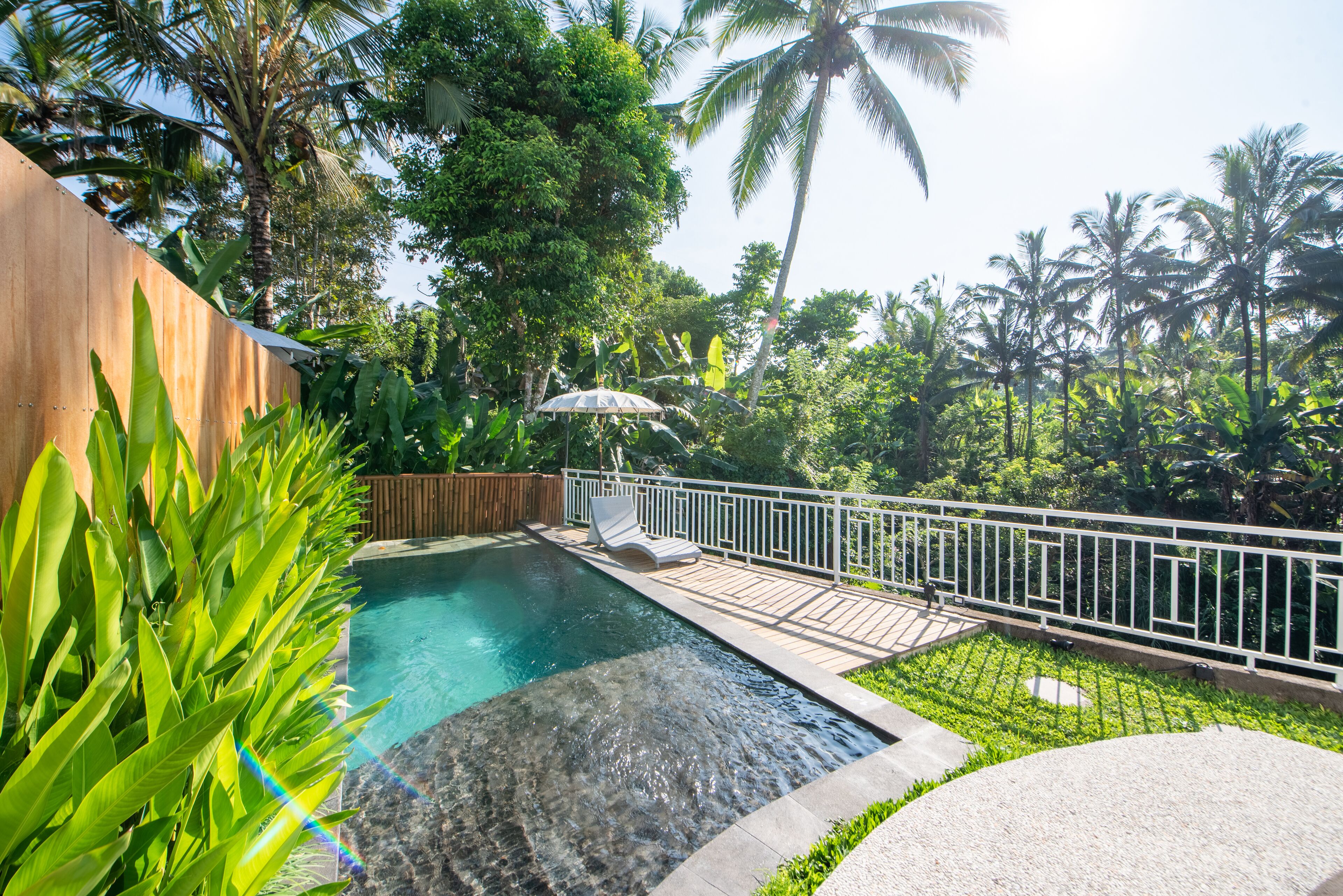 Triyana Resort Carangsari