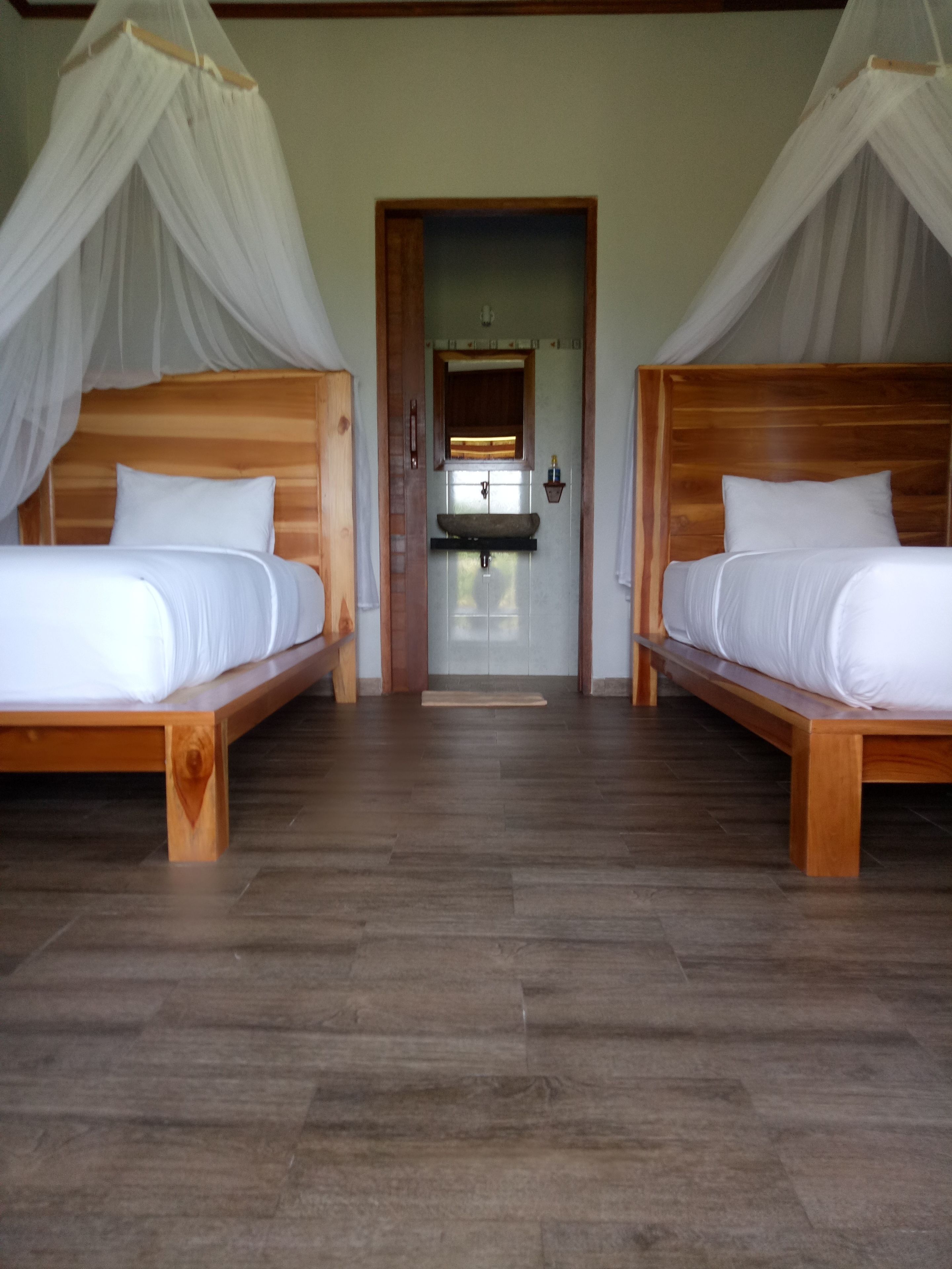 Emir Surfcamp