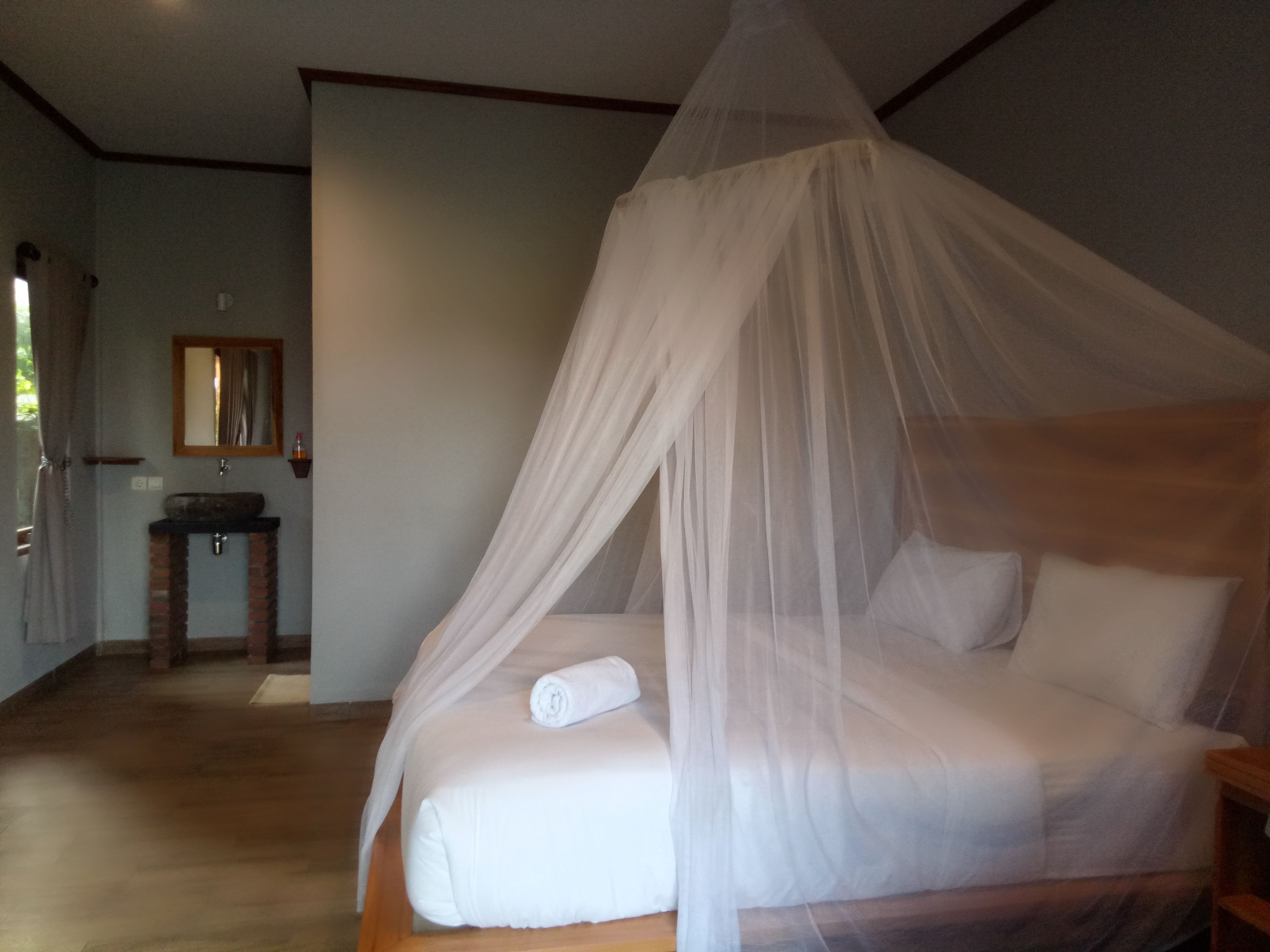 Emir Surfcamp