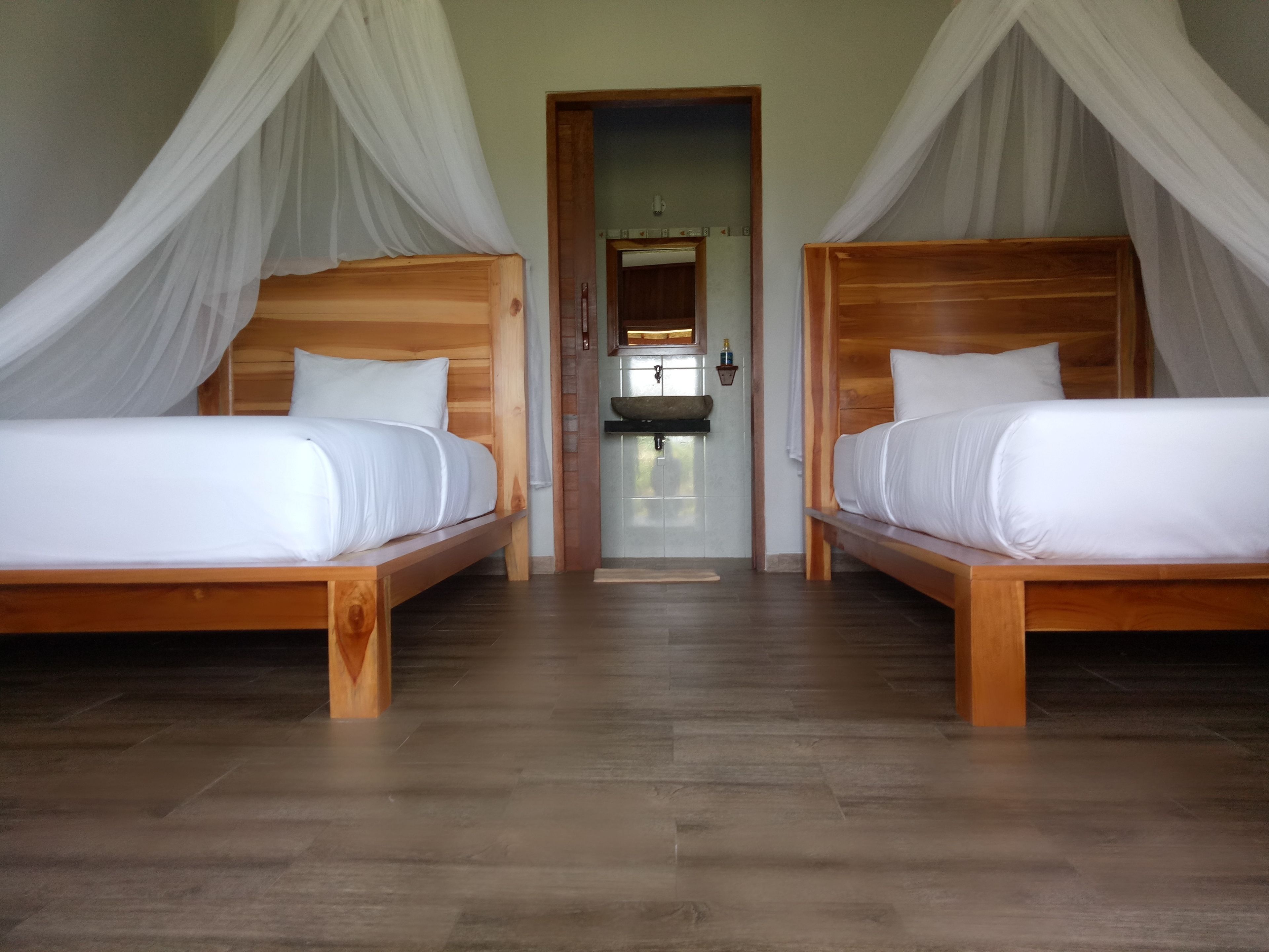 Emir Surfcamp