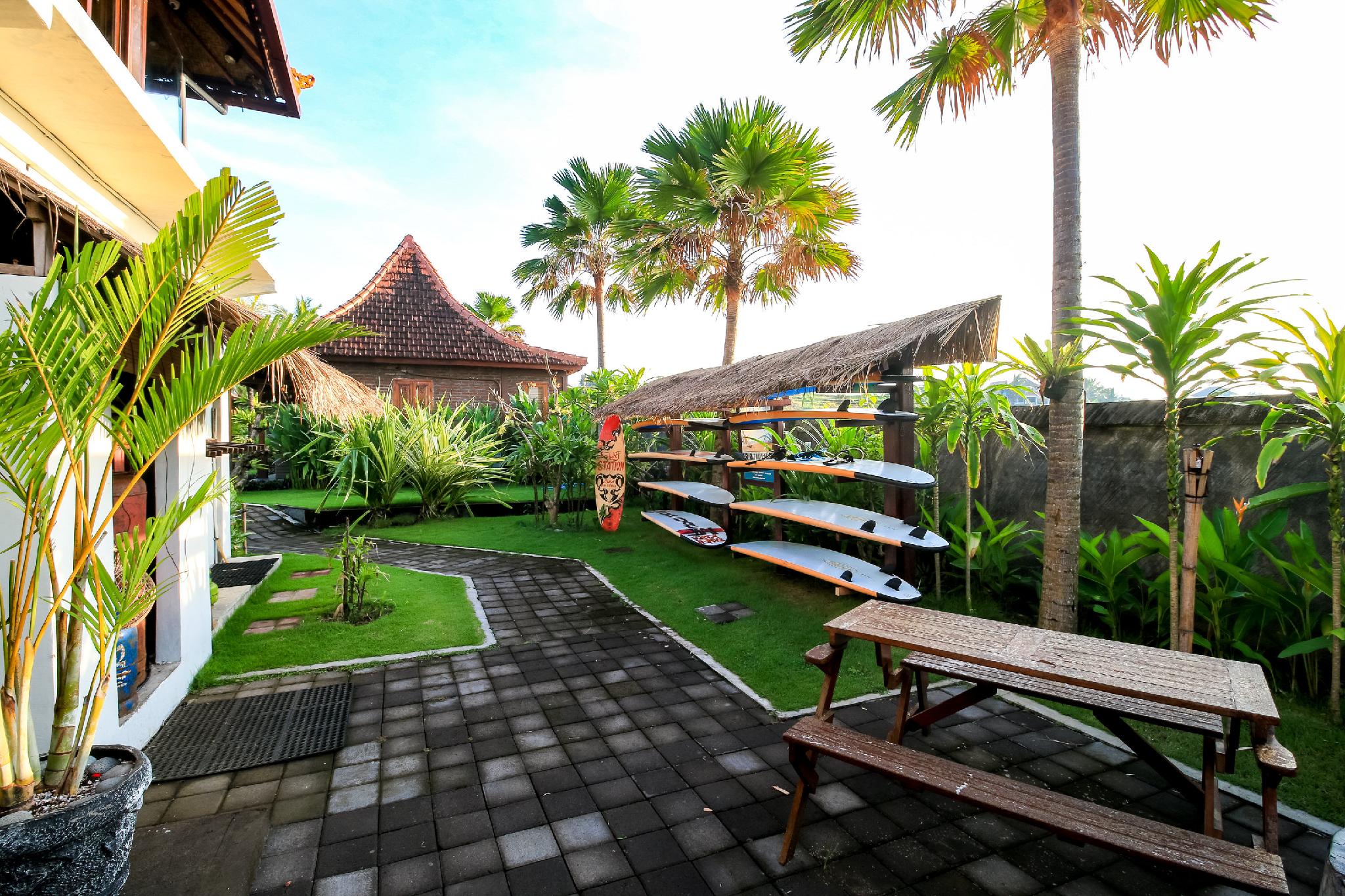 Sea Medewi Resort