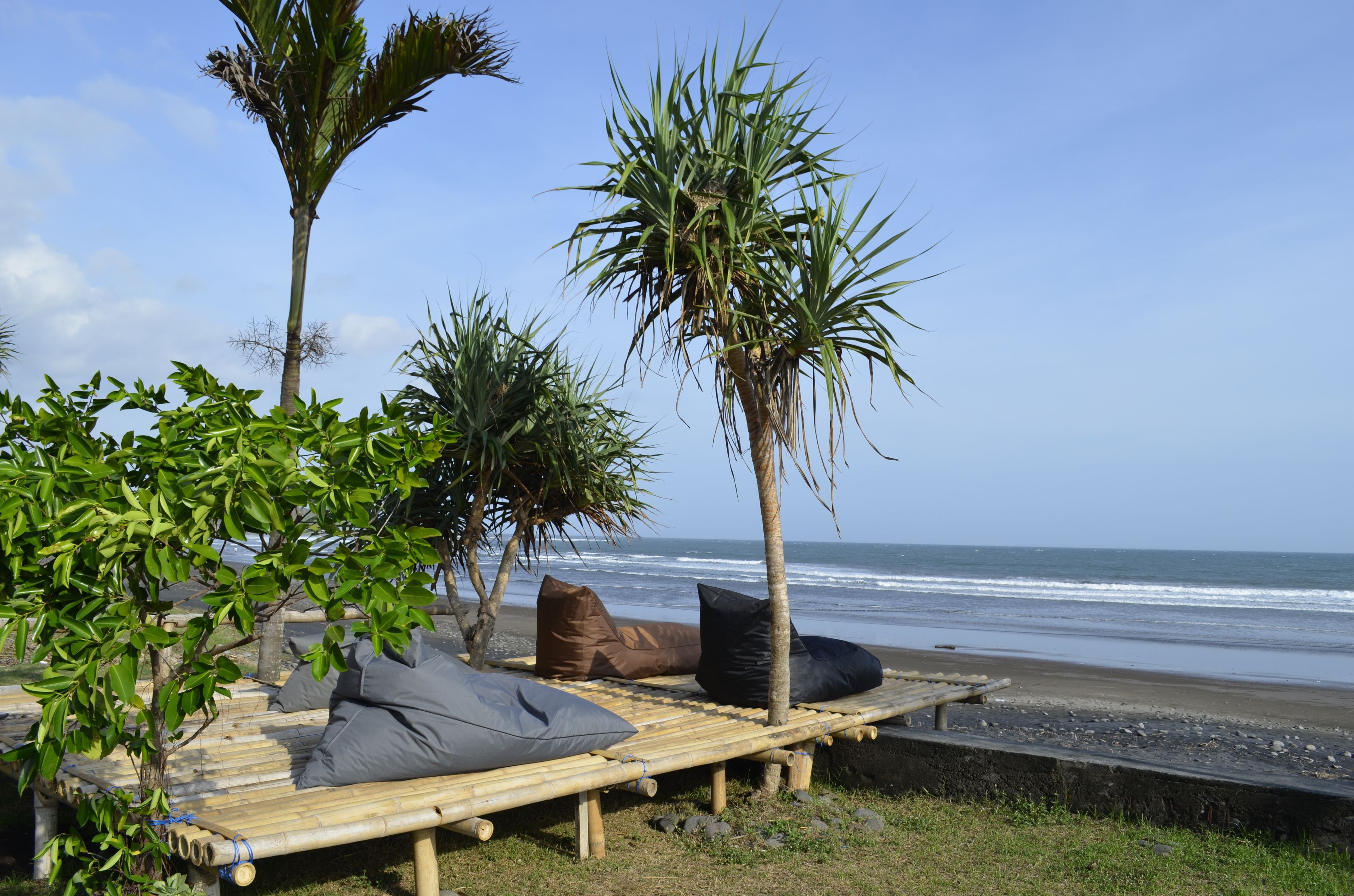 West Break Bali - Medewi