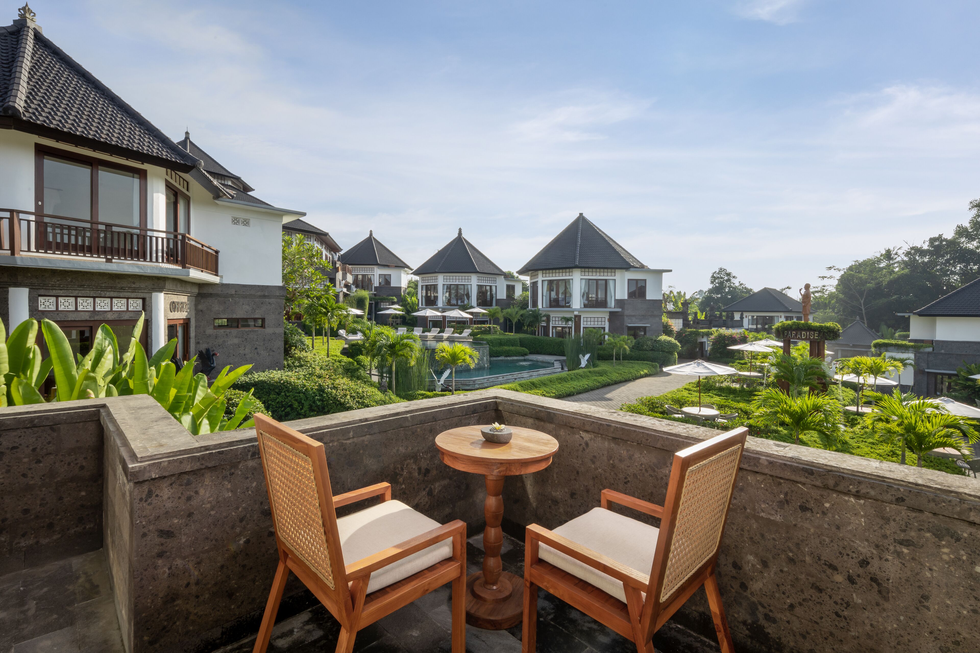 Swan Paradise a Pramana Experience