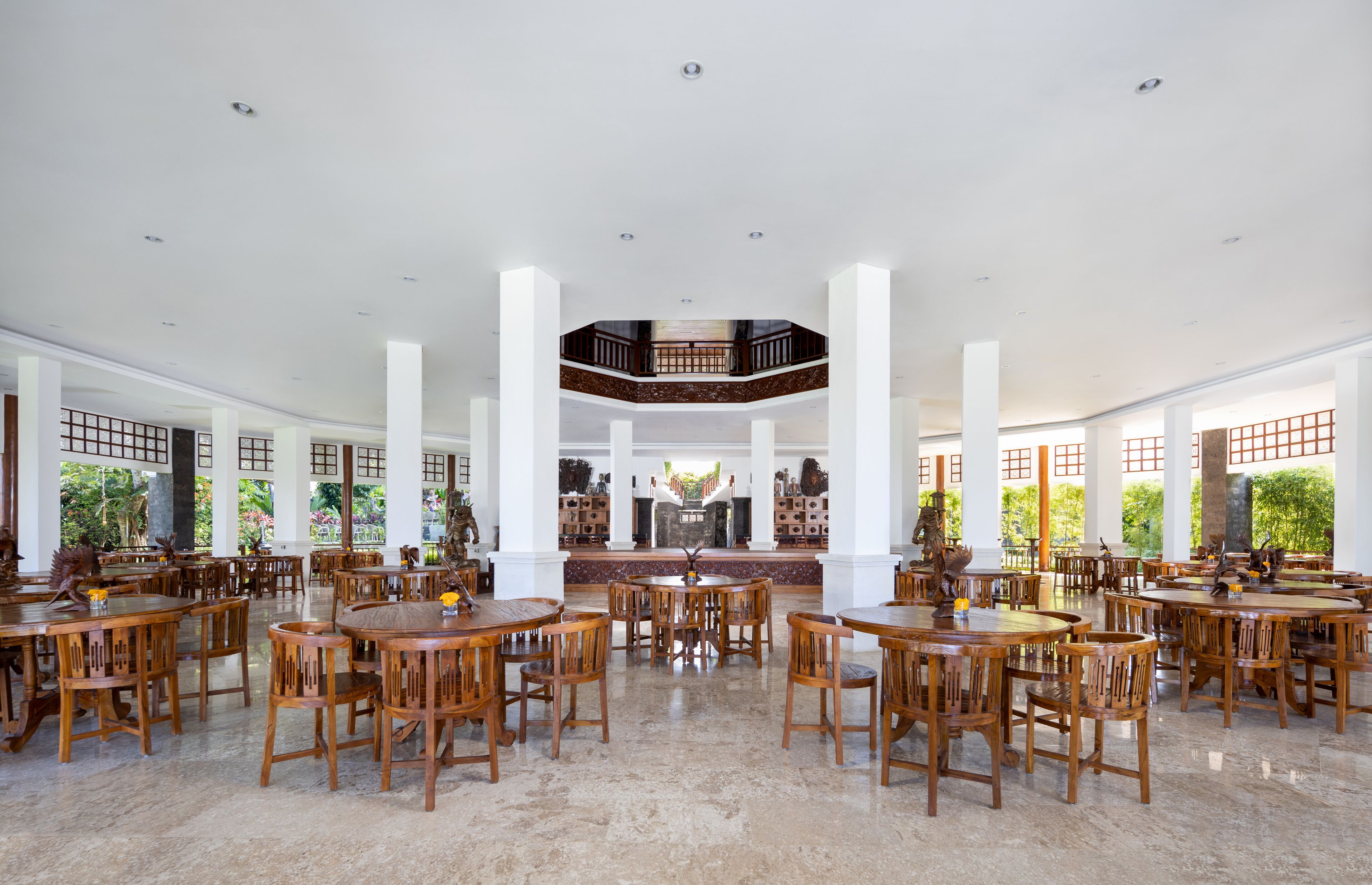 Swan Paradise a Pramana Experience