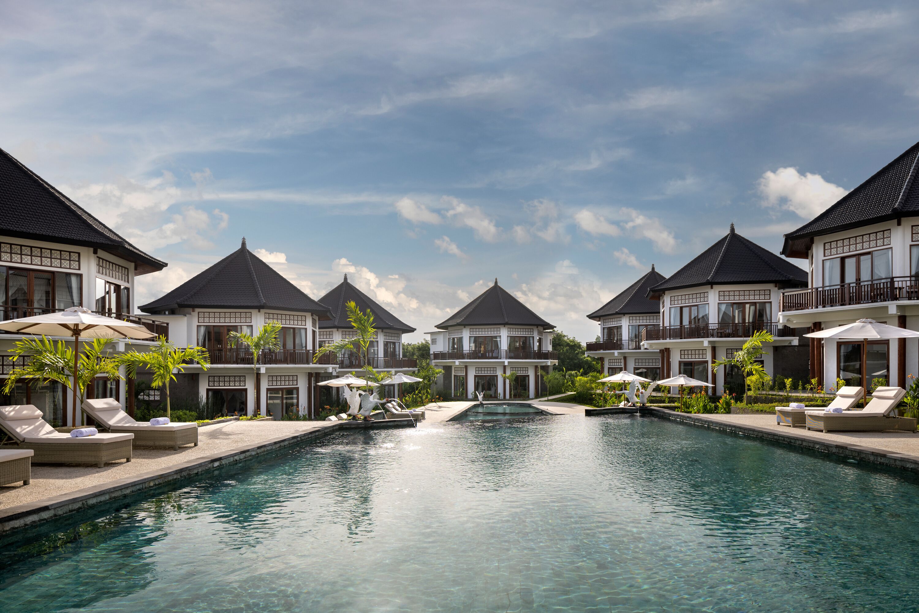 Swan Paradise a Pramana Experience
