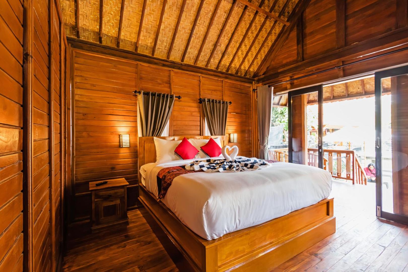 SS Pangket Bungalow