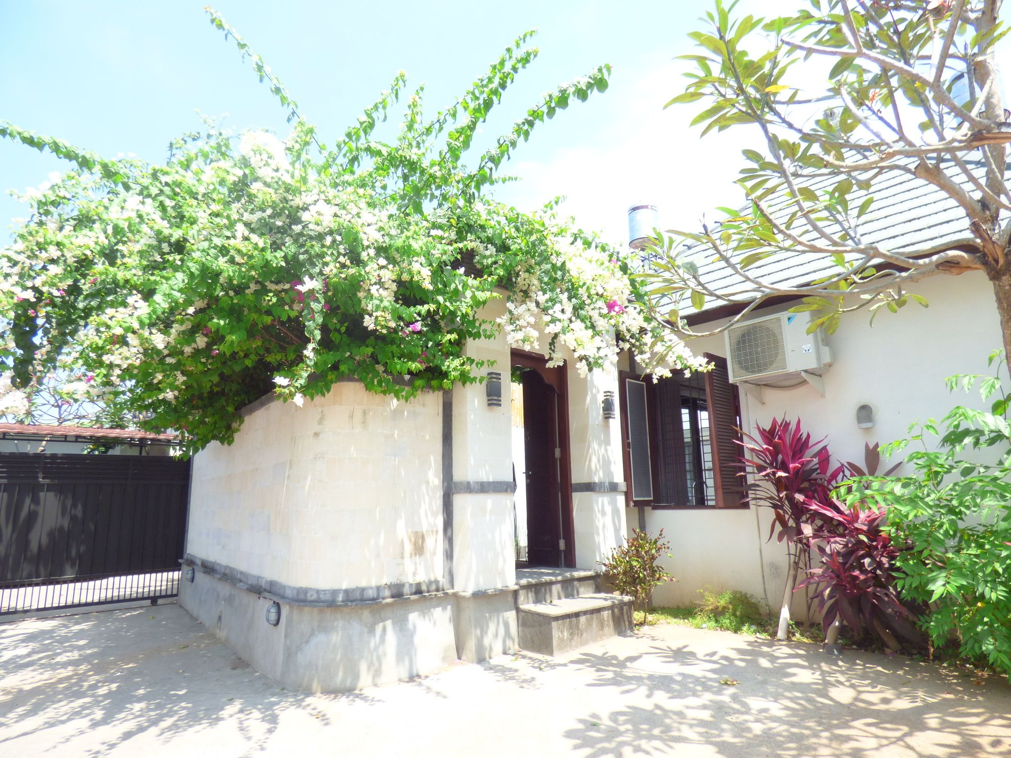 Angel Villa Kesari Sanur