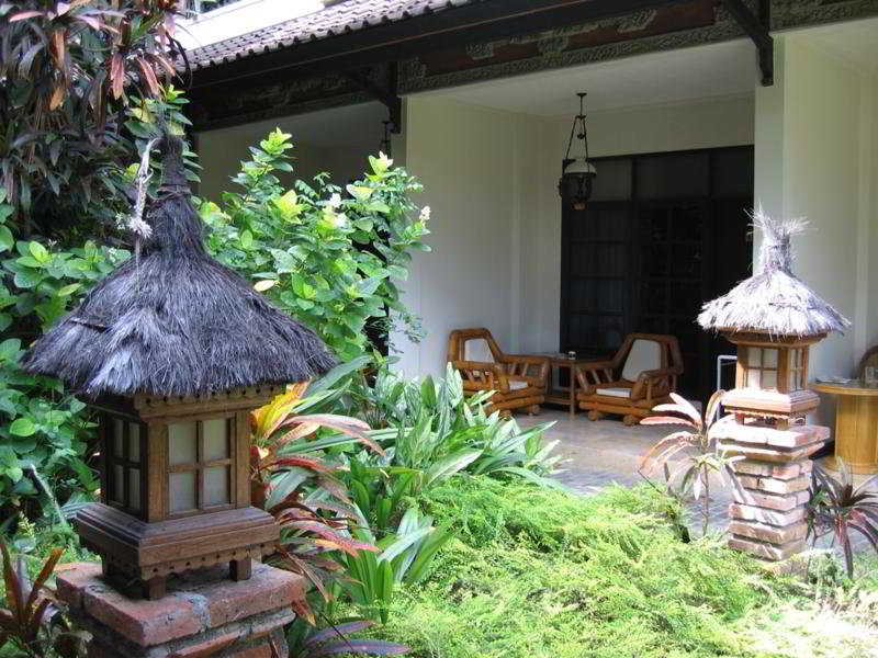 Ari Putri Hotel