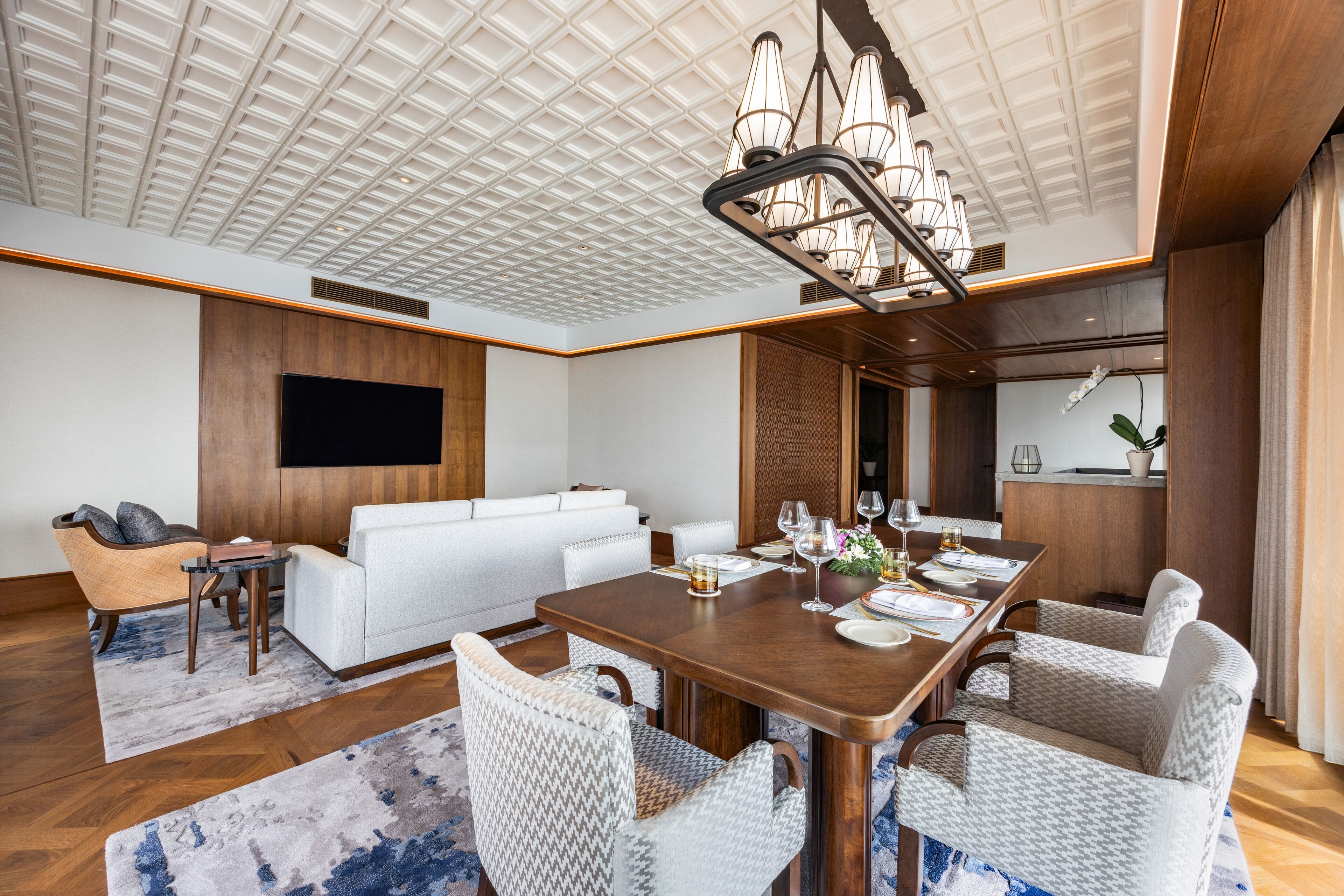 Bali Beach Hotel