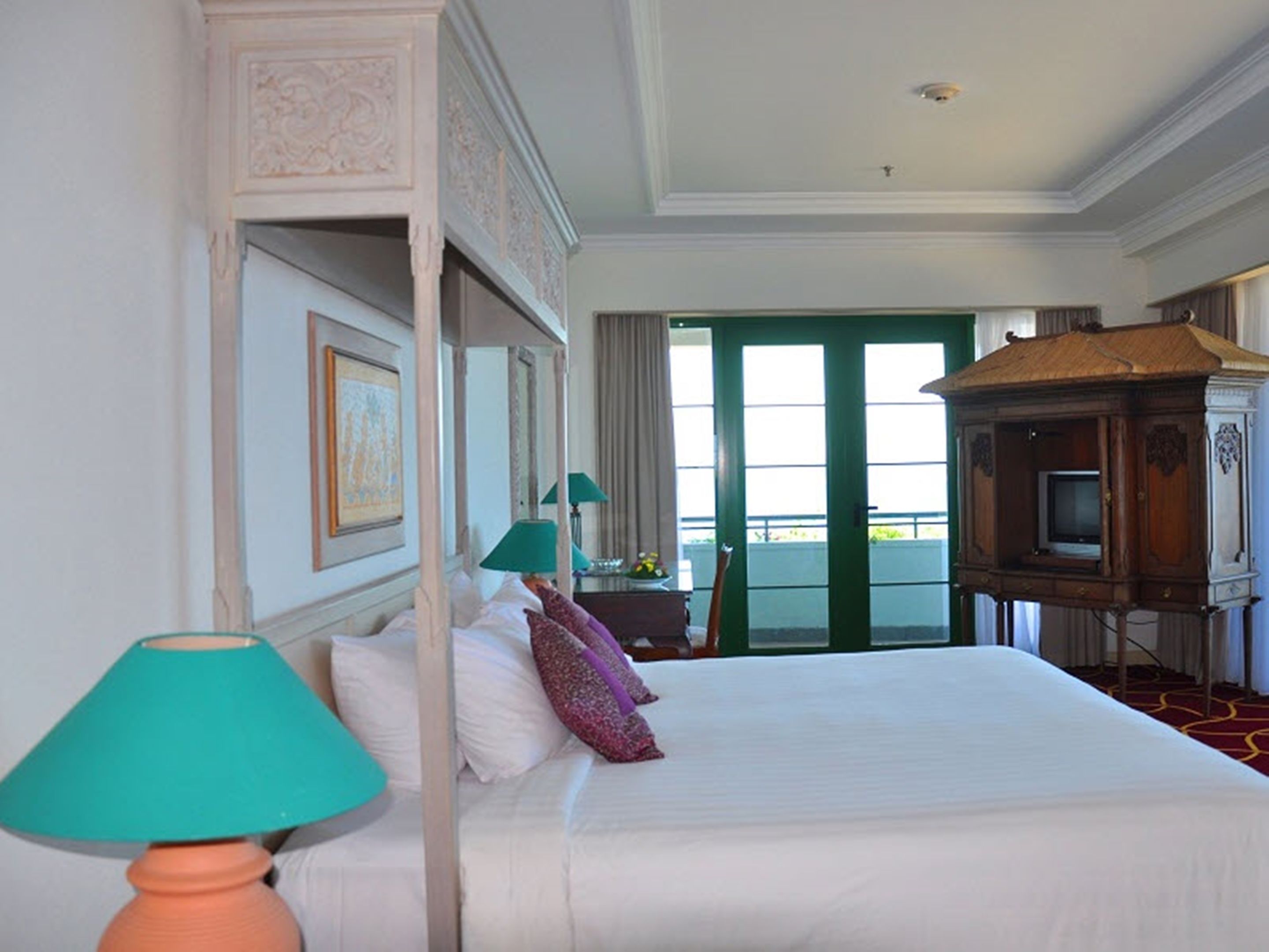 Bali Beach Hotel