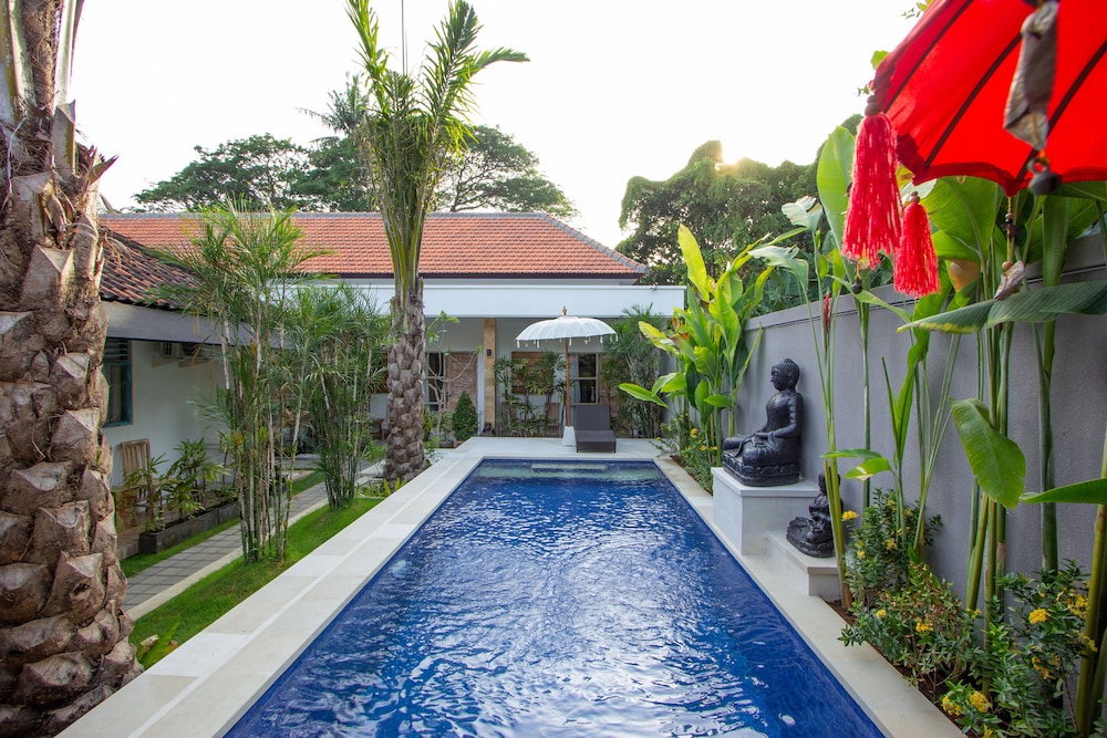 Bali Komang Guest House