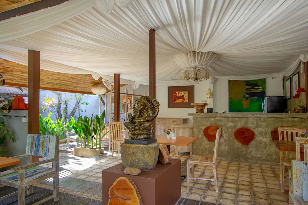Bali Komang Guest House