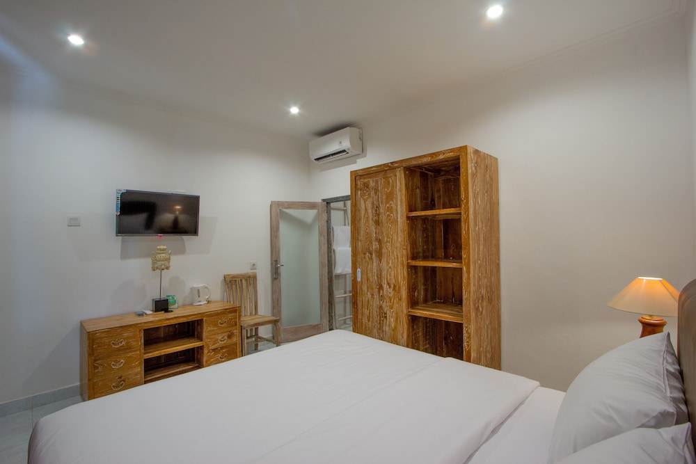 Bali Komang Guest House