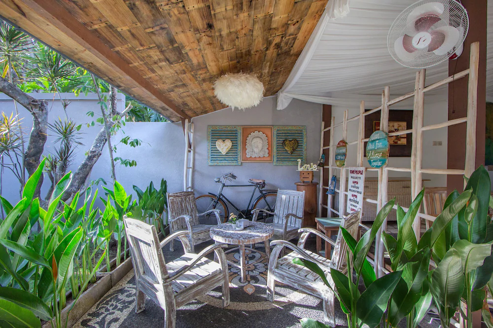 Bali Komang Guest House