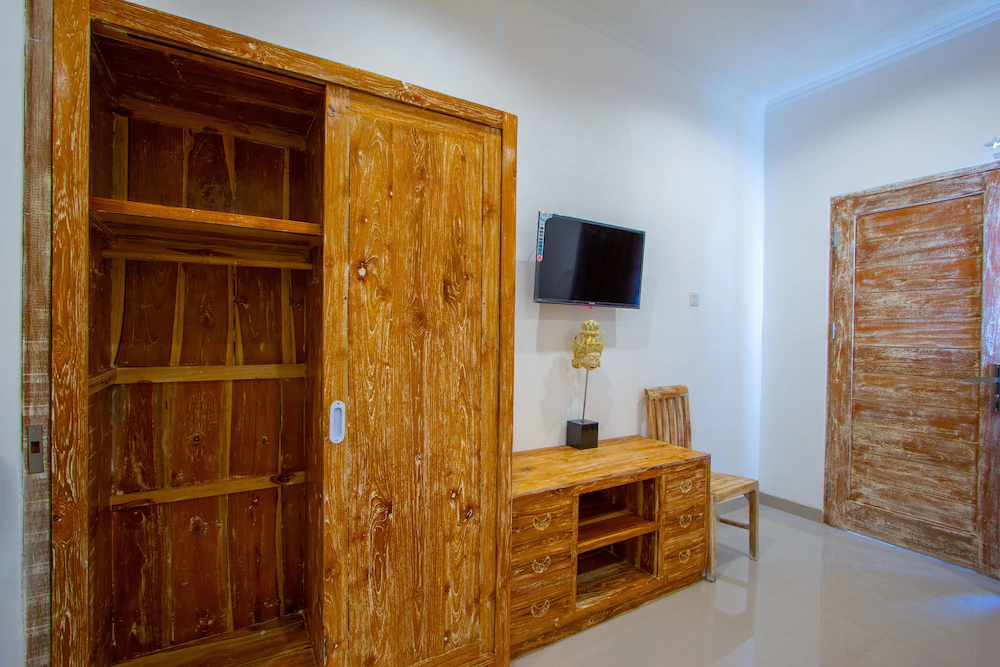 Bali Komang Guest House