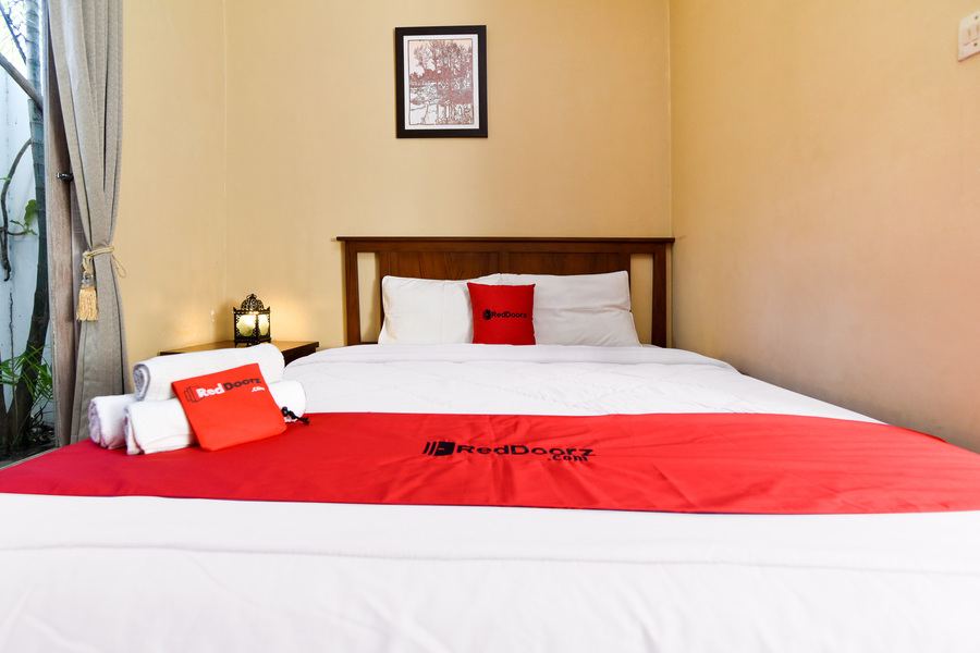 D'joemah Nadja Homestay by RedDoorz