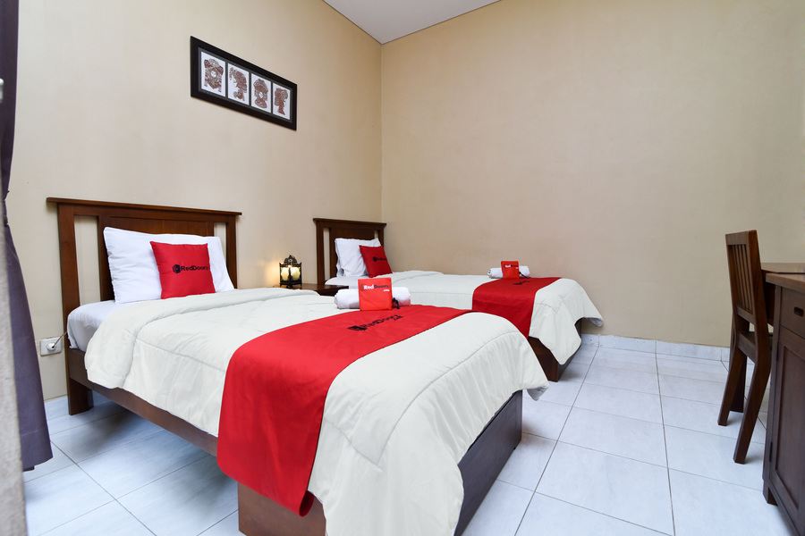D'joemah Nadja Homestay by RedDoorz