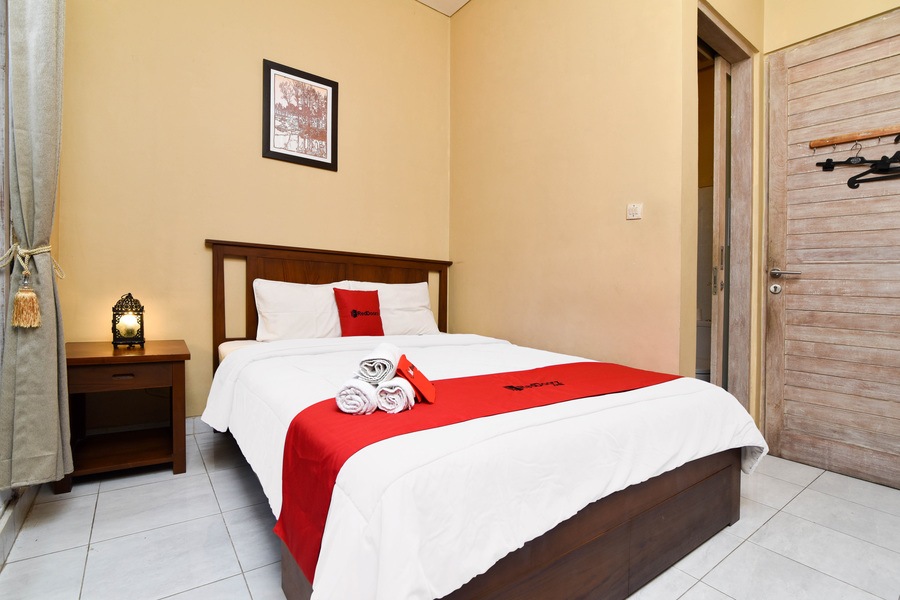 D'joemah Nadja Homestay by RedDoorz